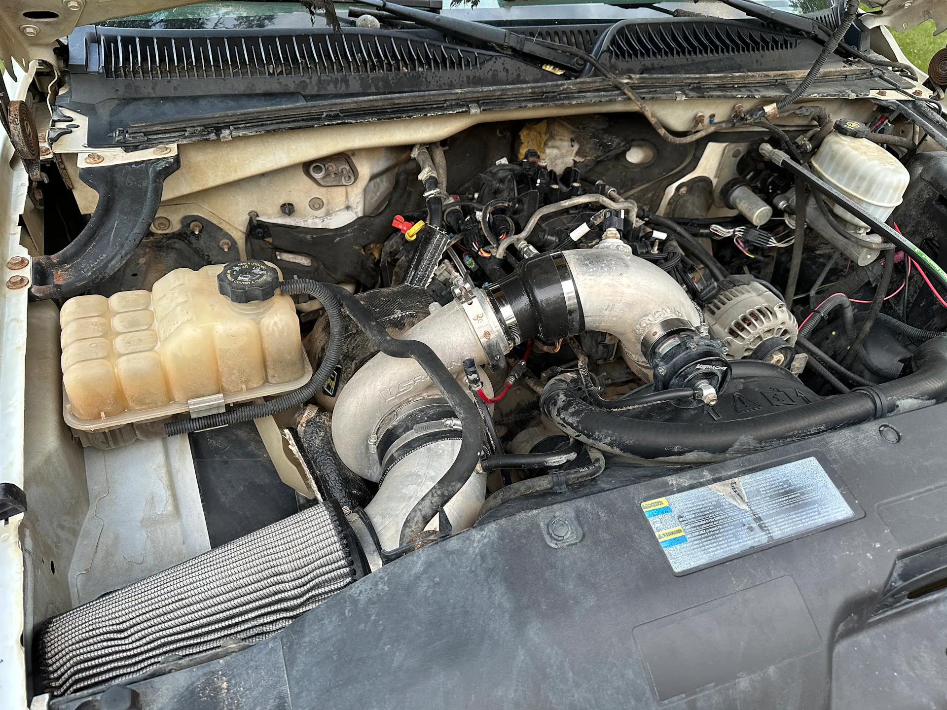 2004 GMC Sierra SXS Blog LS engine