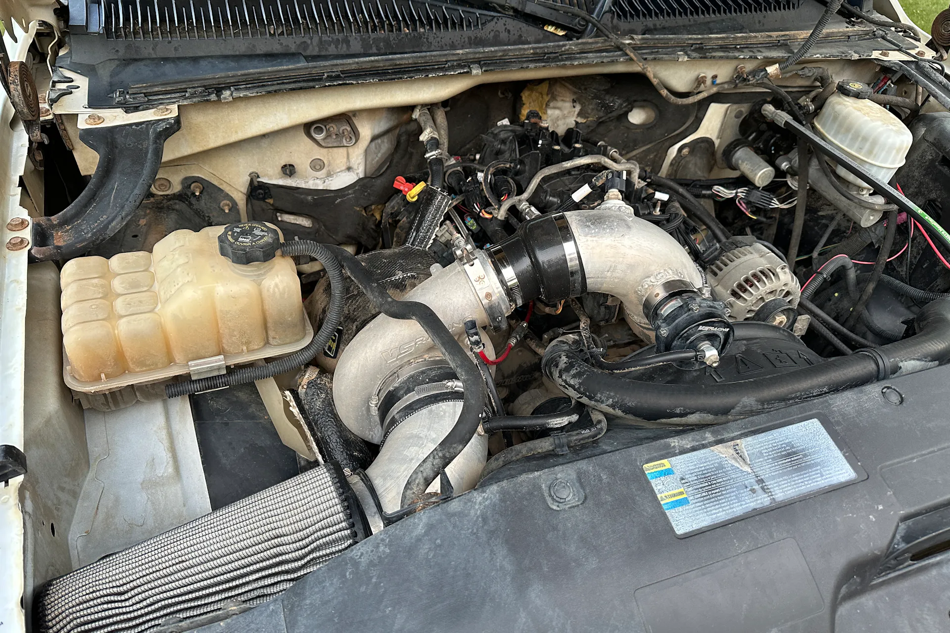 2004 GMC Sierra SXS Blog LS engine