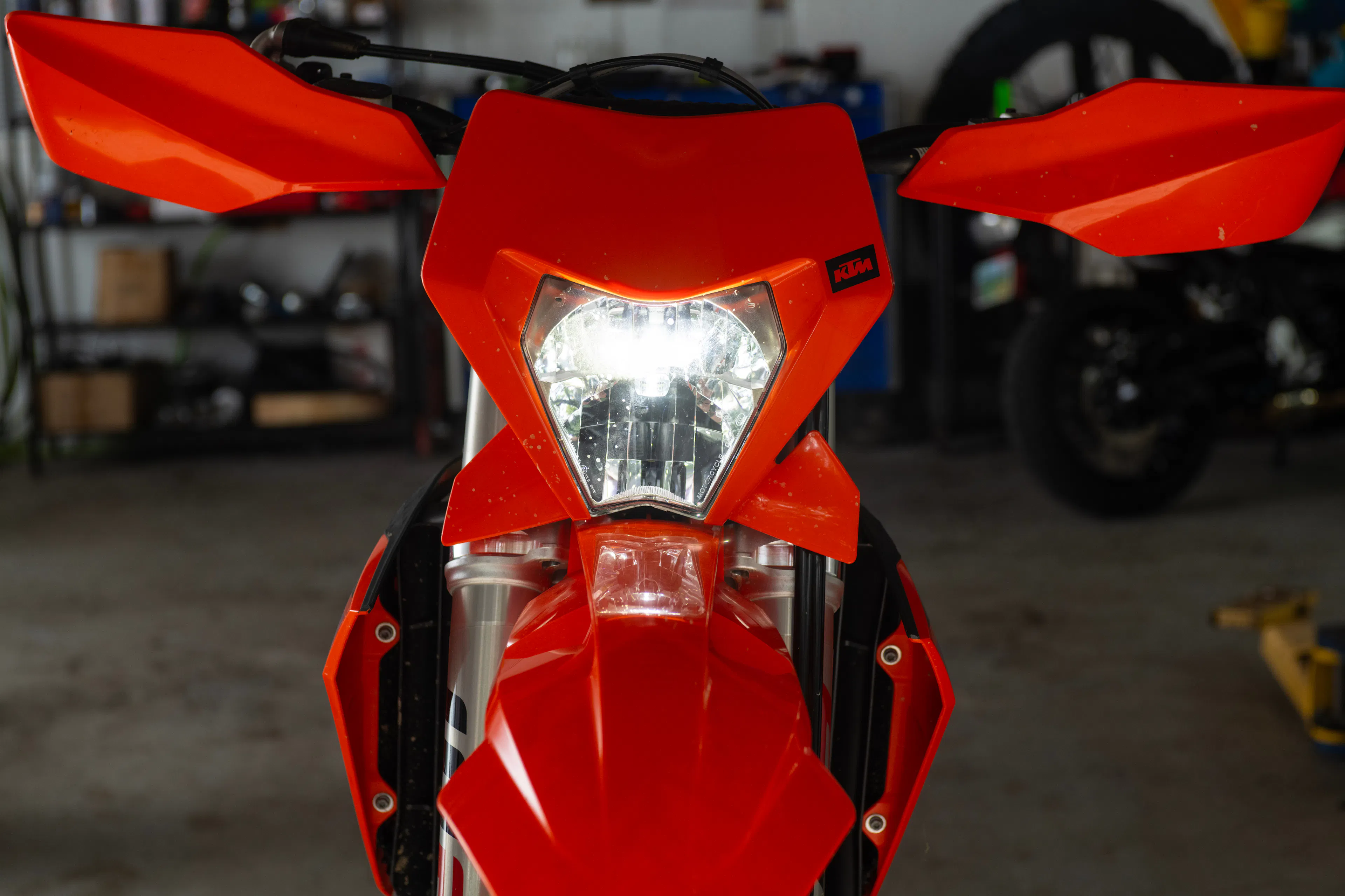 2024 KTM 350 XW-F headlight front on 