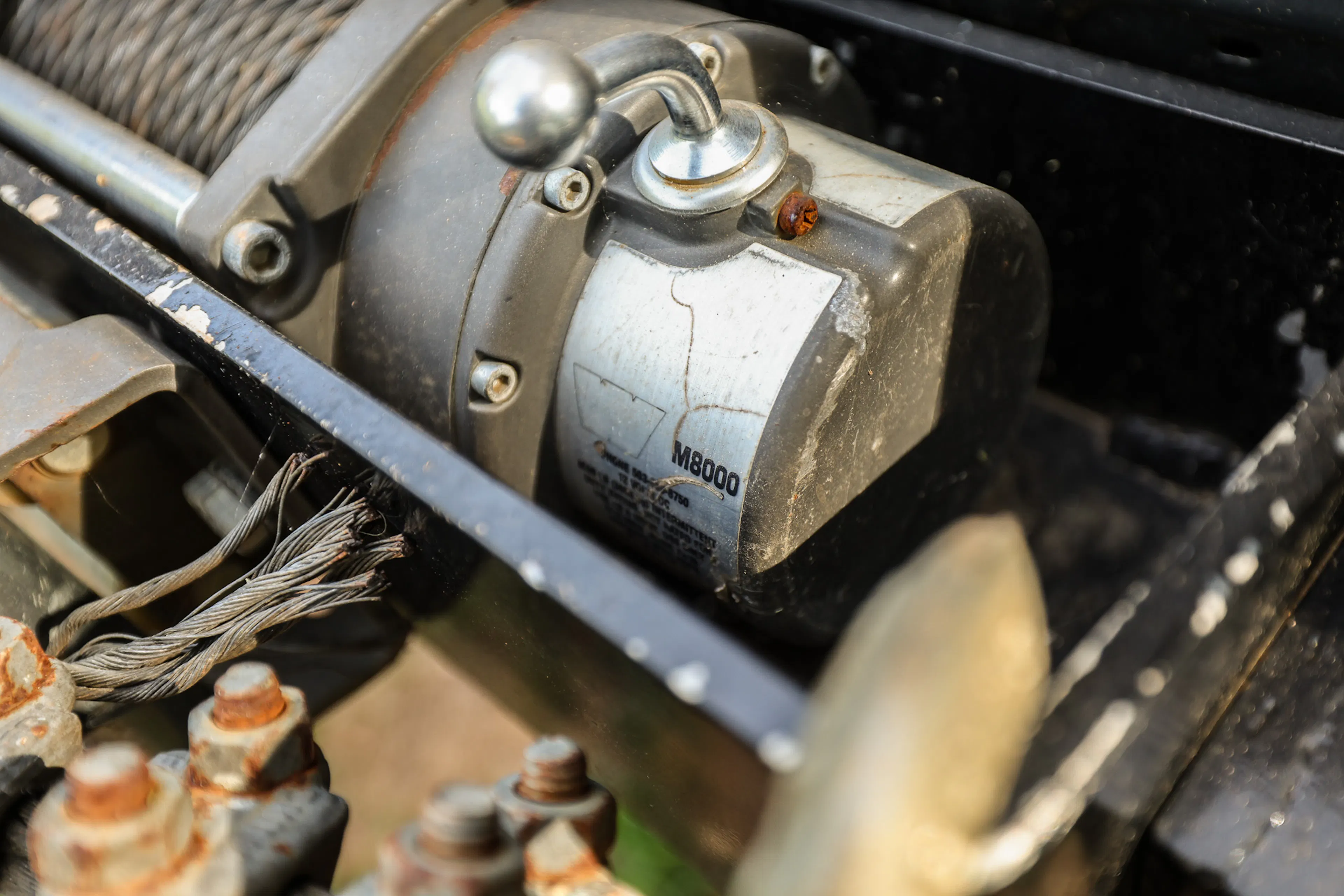 1972 Steyr-Puch Pinzgauer winch controls