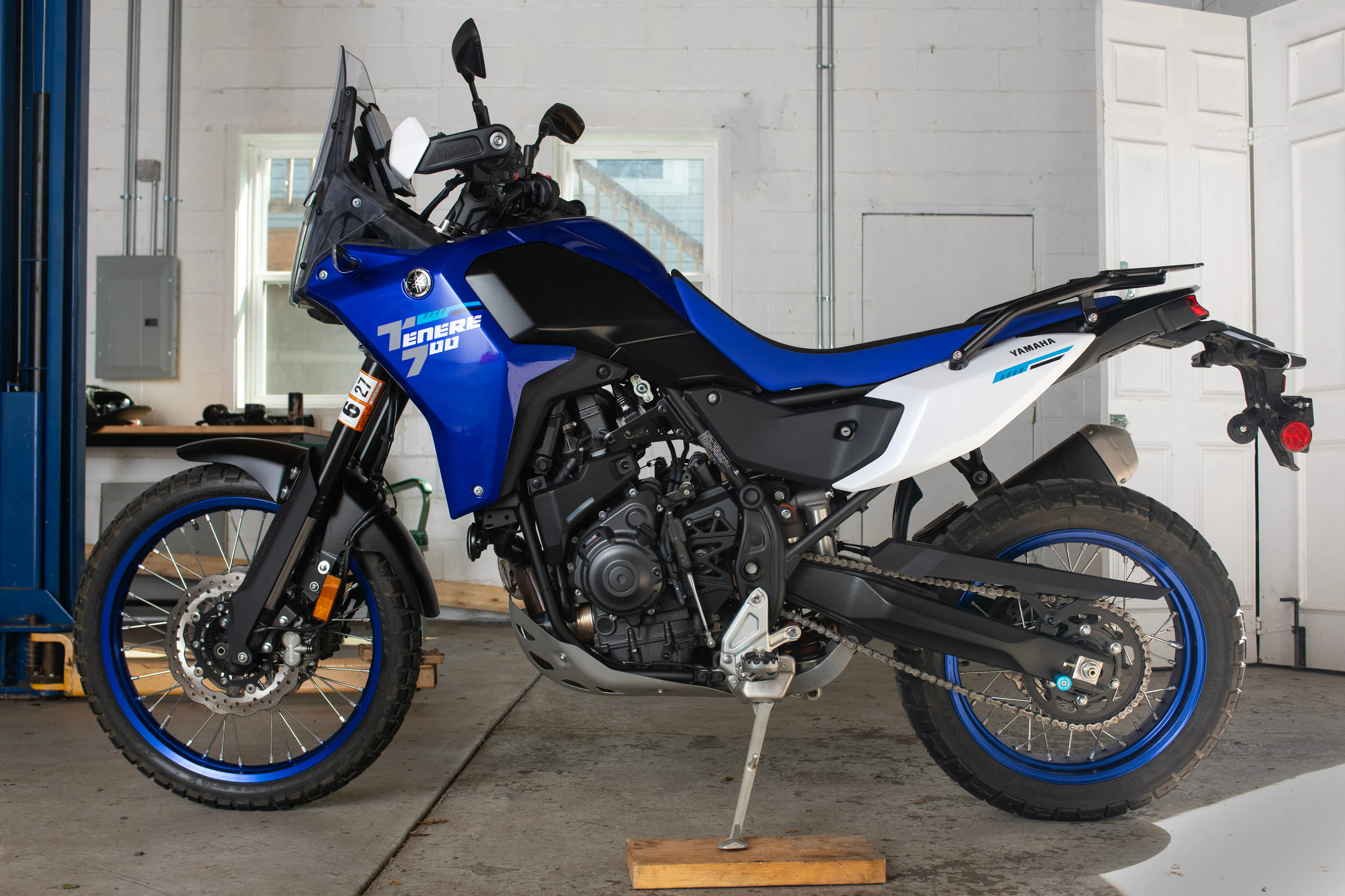 2025 Yamaha Tenere 700  left side