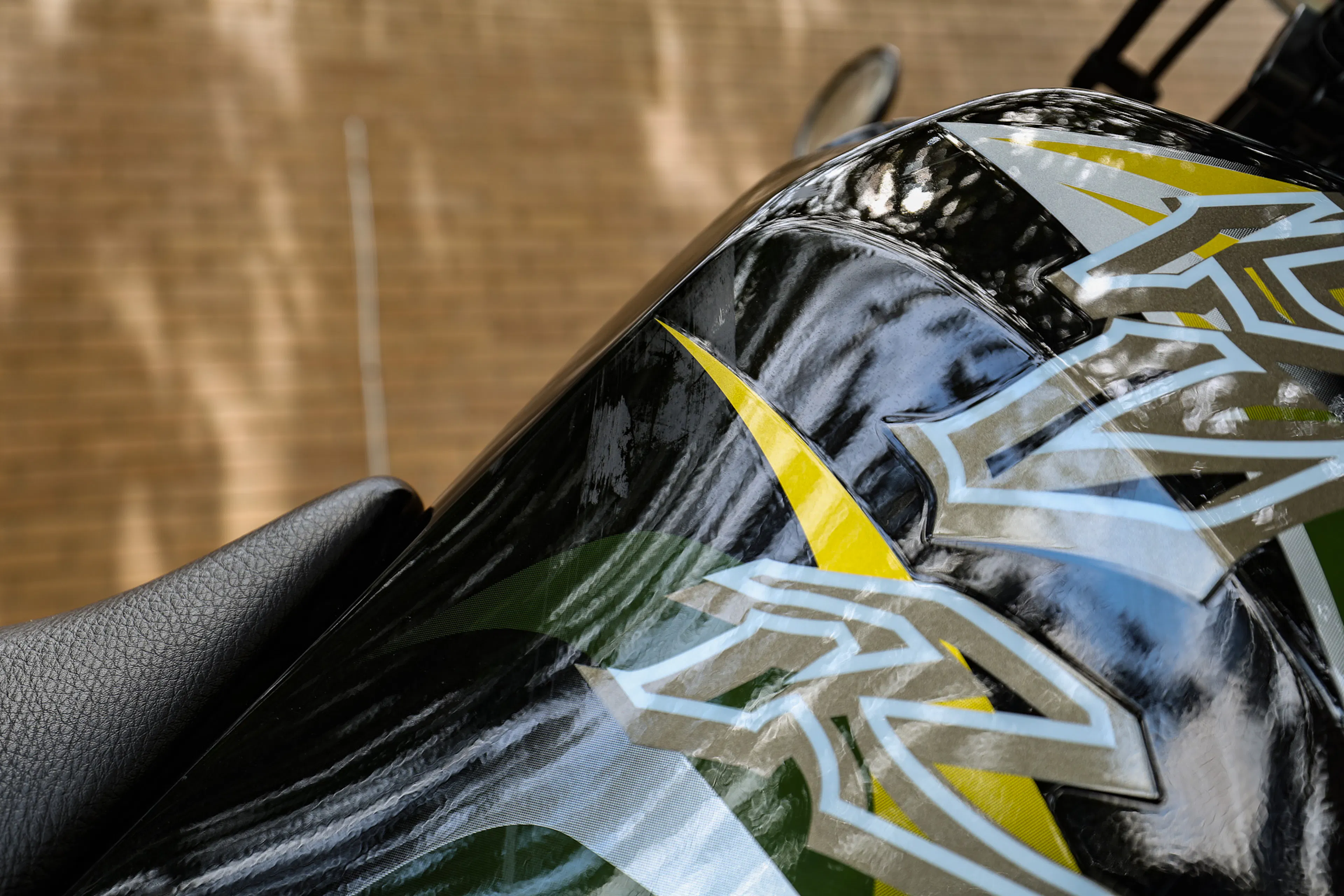 2003 Kawasaki KLR 650 tank side