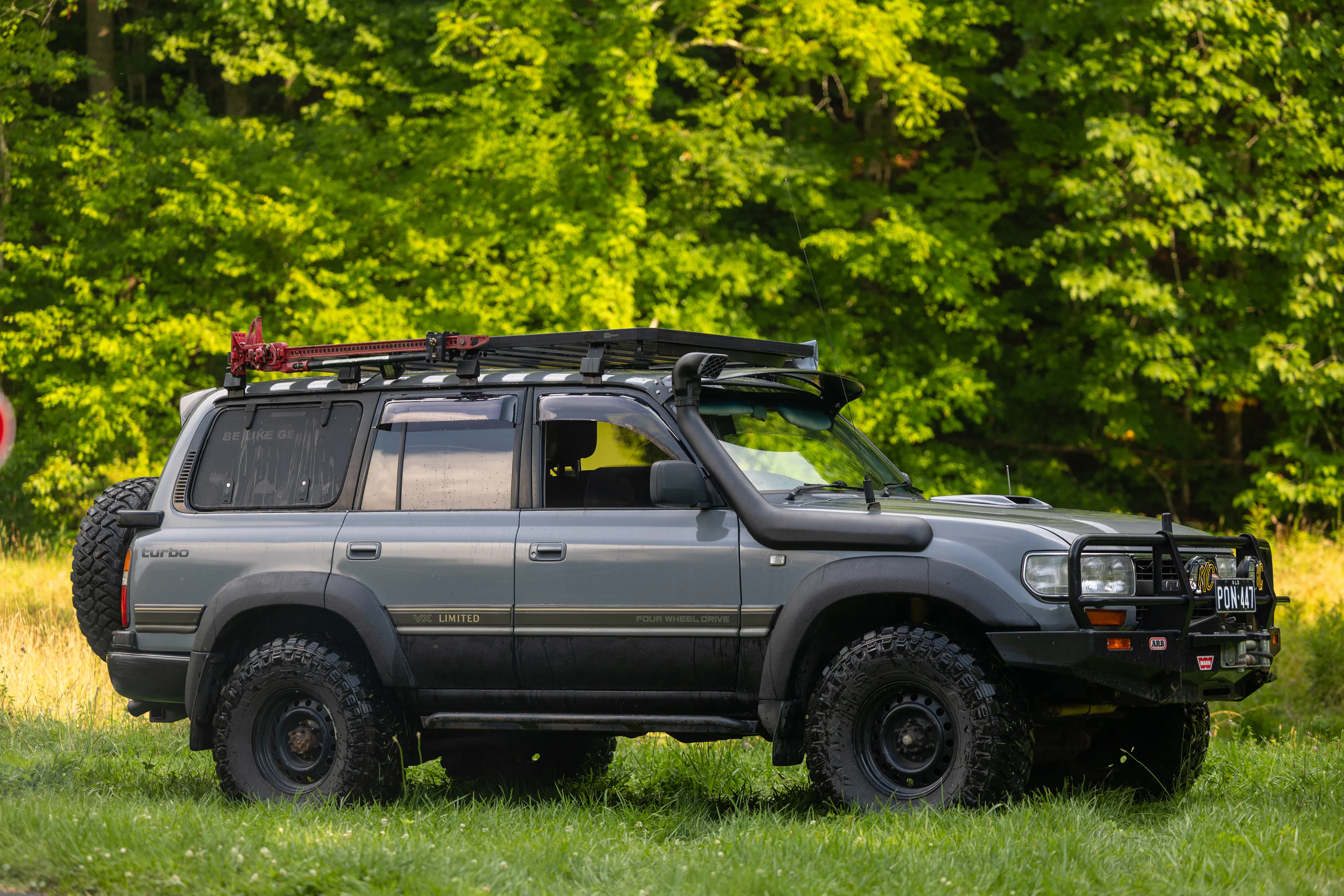 1990 Toyota Land Cruiser VX Limited front driver 3/4