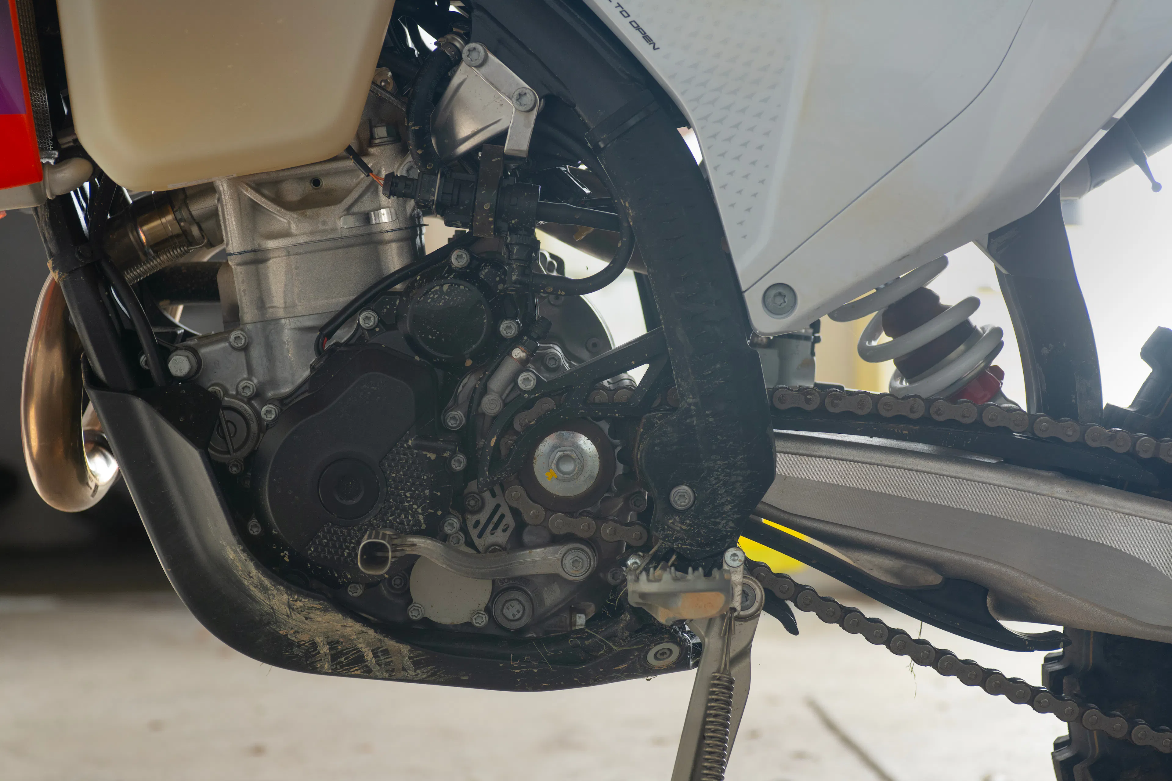 2024 KTM 350 XW-F engine stator side