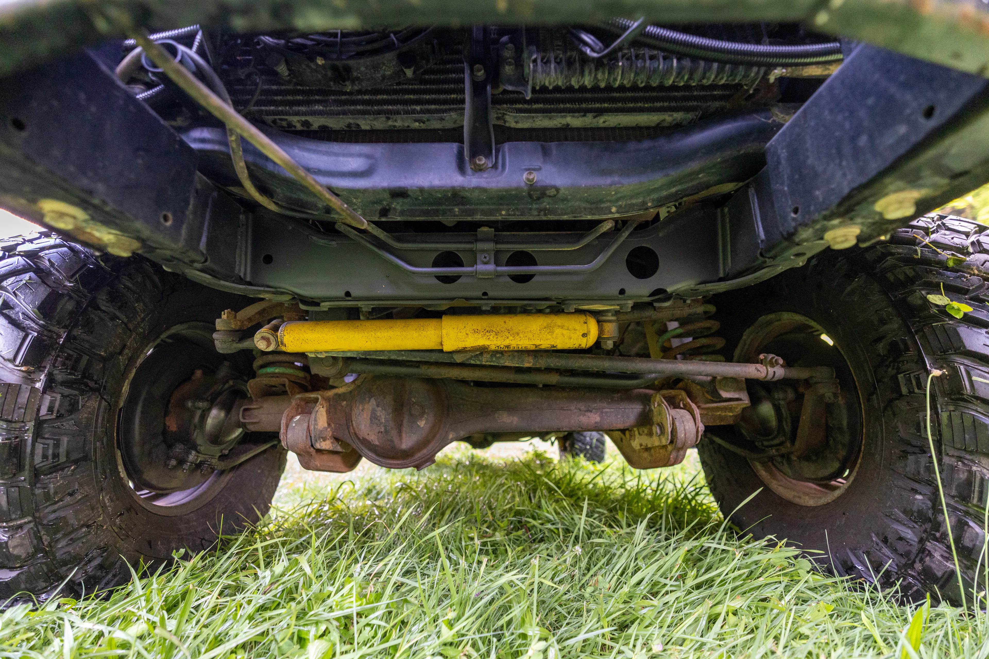 1990 Toyota Land Cruiser VX Limited rear frame