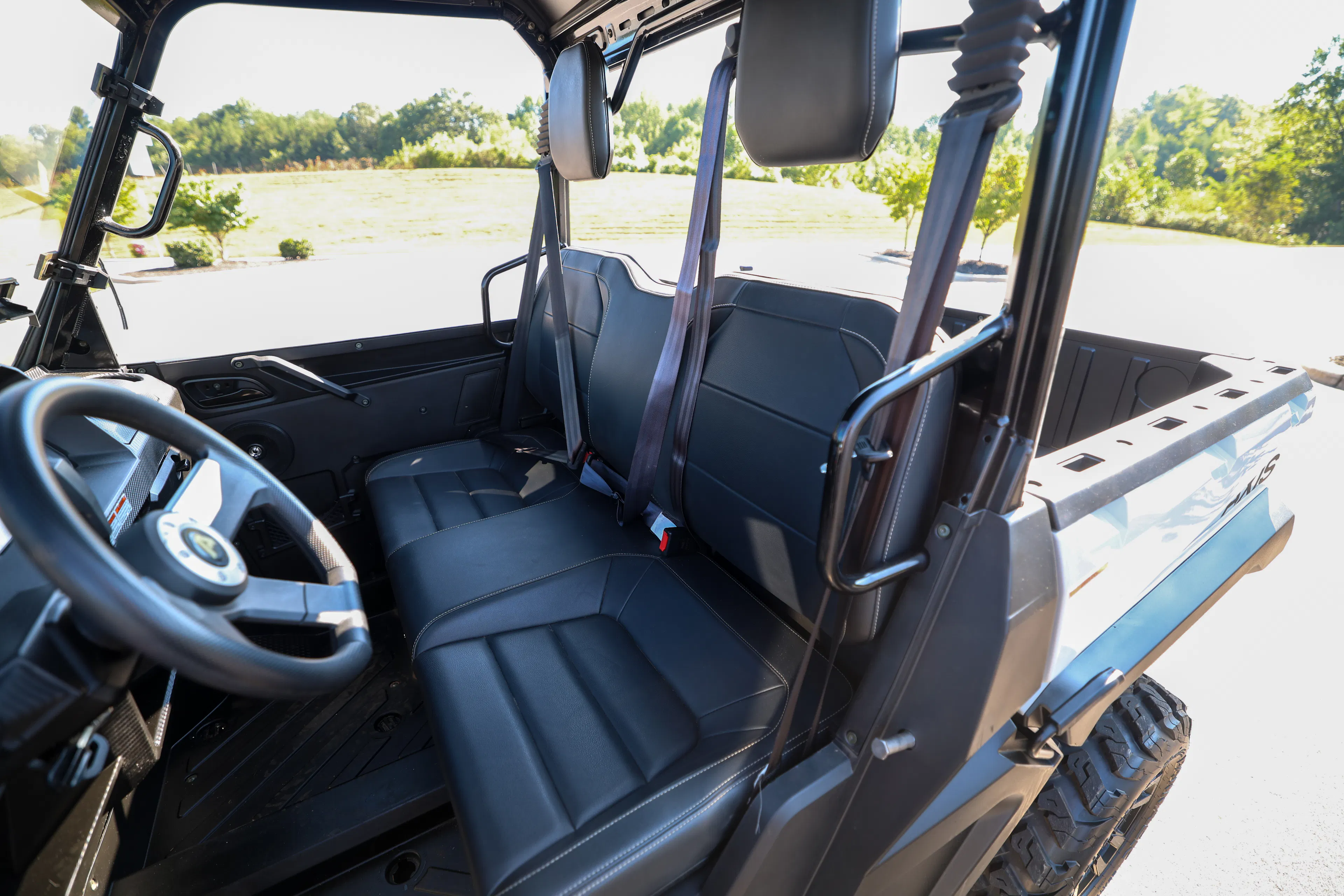 2024 Axis 550 bench seat from driver side