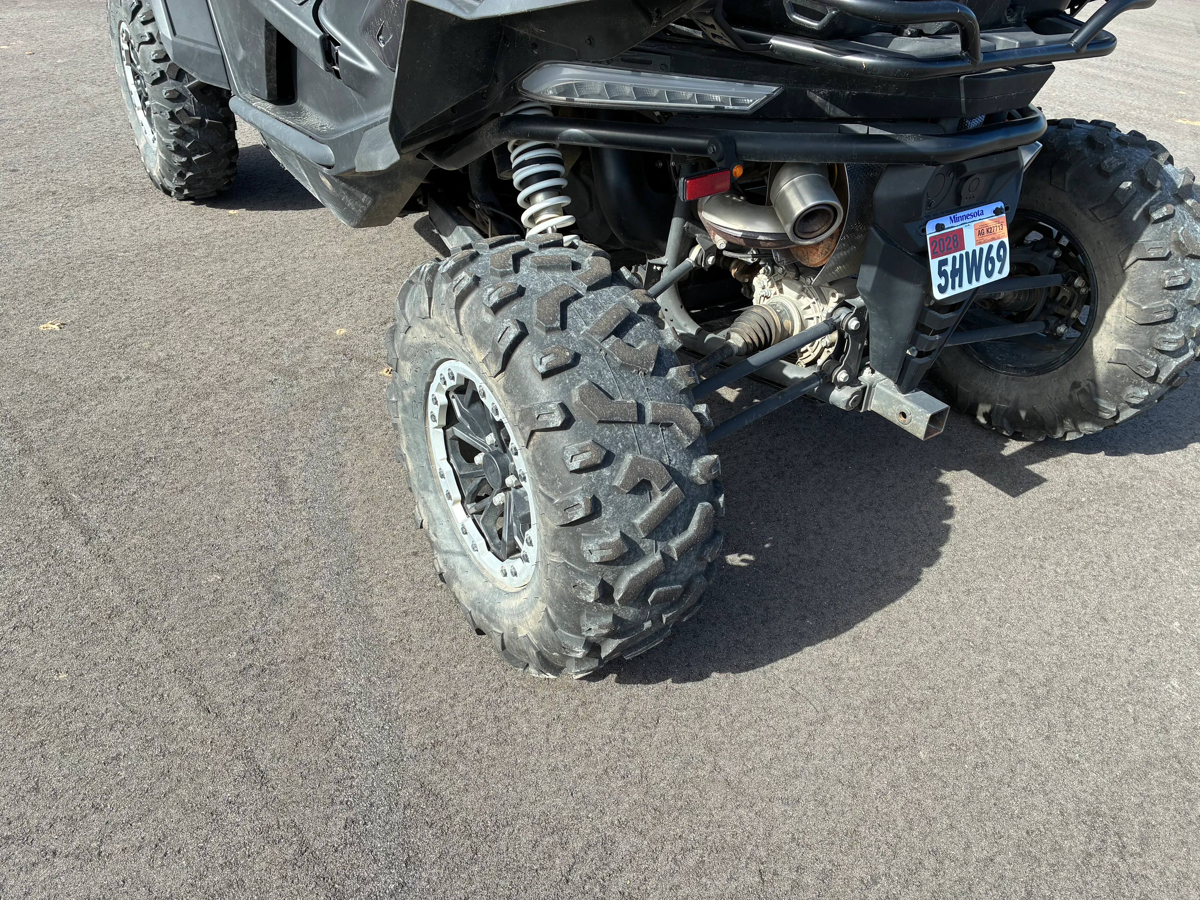 2022 CF Moto ZForce 950 HO driver rear tire