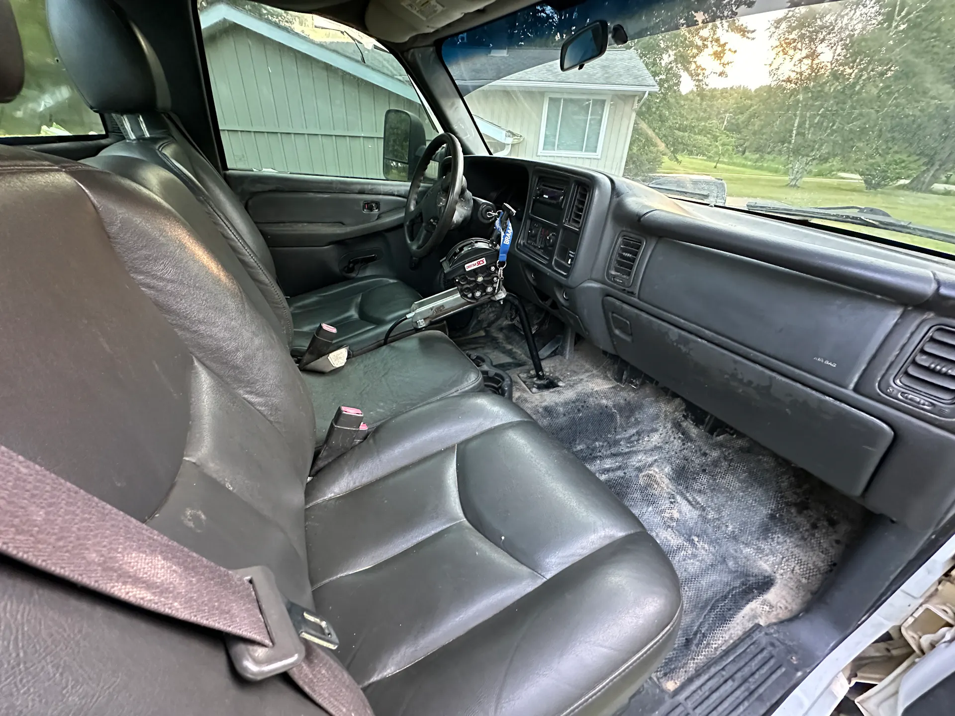 2004 GMC Sierra SXS Blog passenger side interior