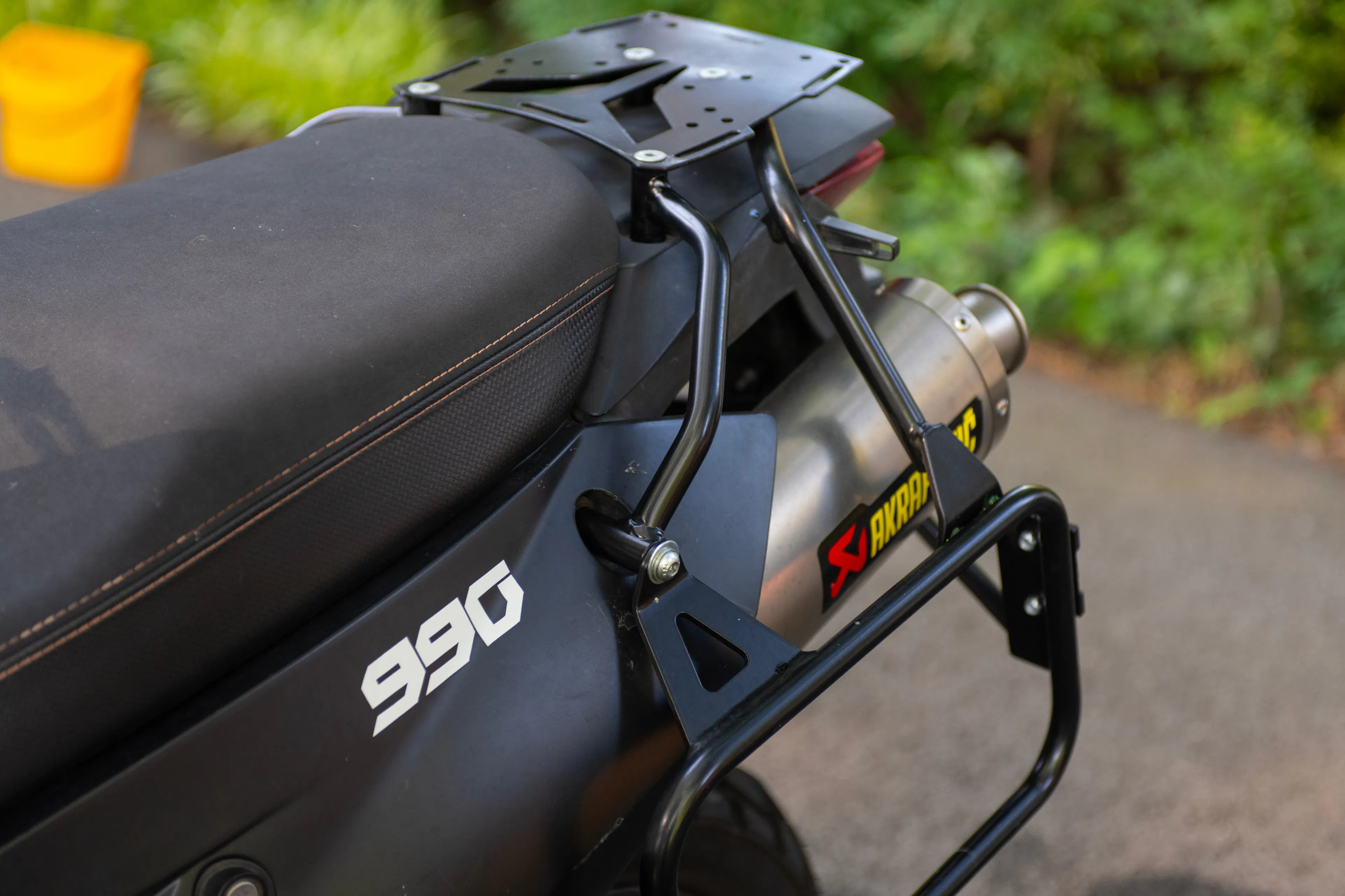 2010 KTM 990 Adventure rear fender/rack