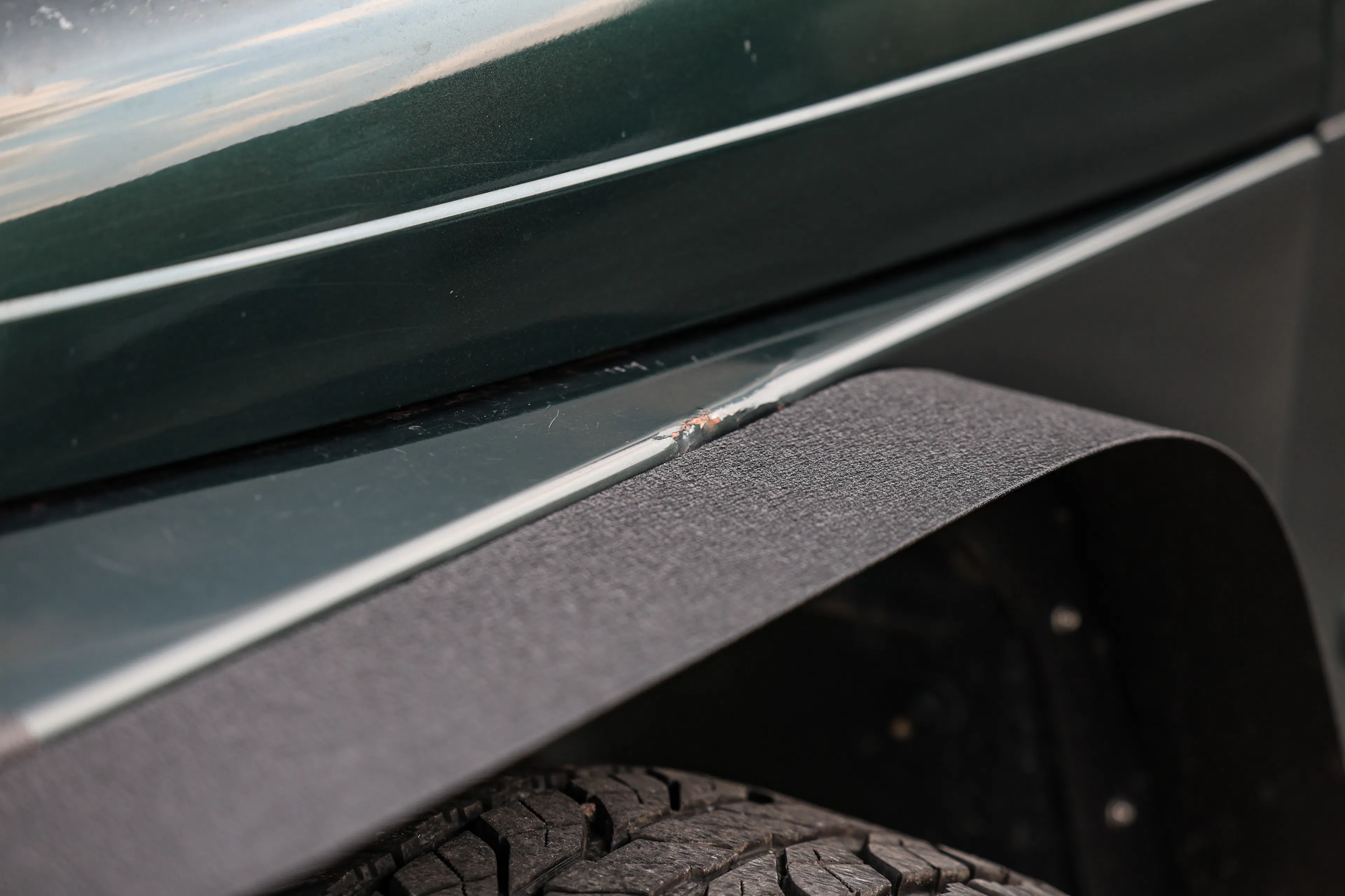 1999 Jeep Wrangler Sport driver fender flare
