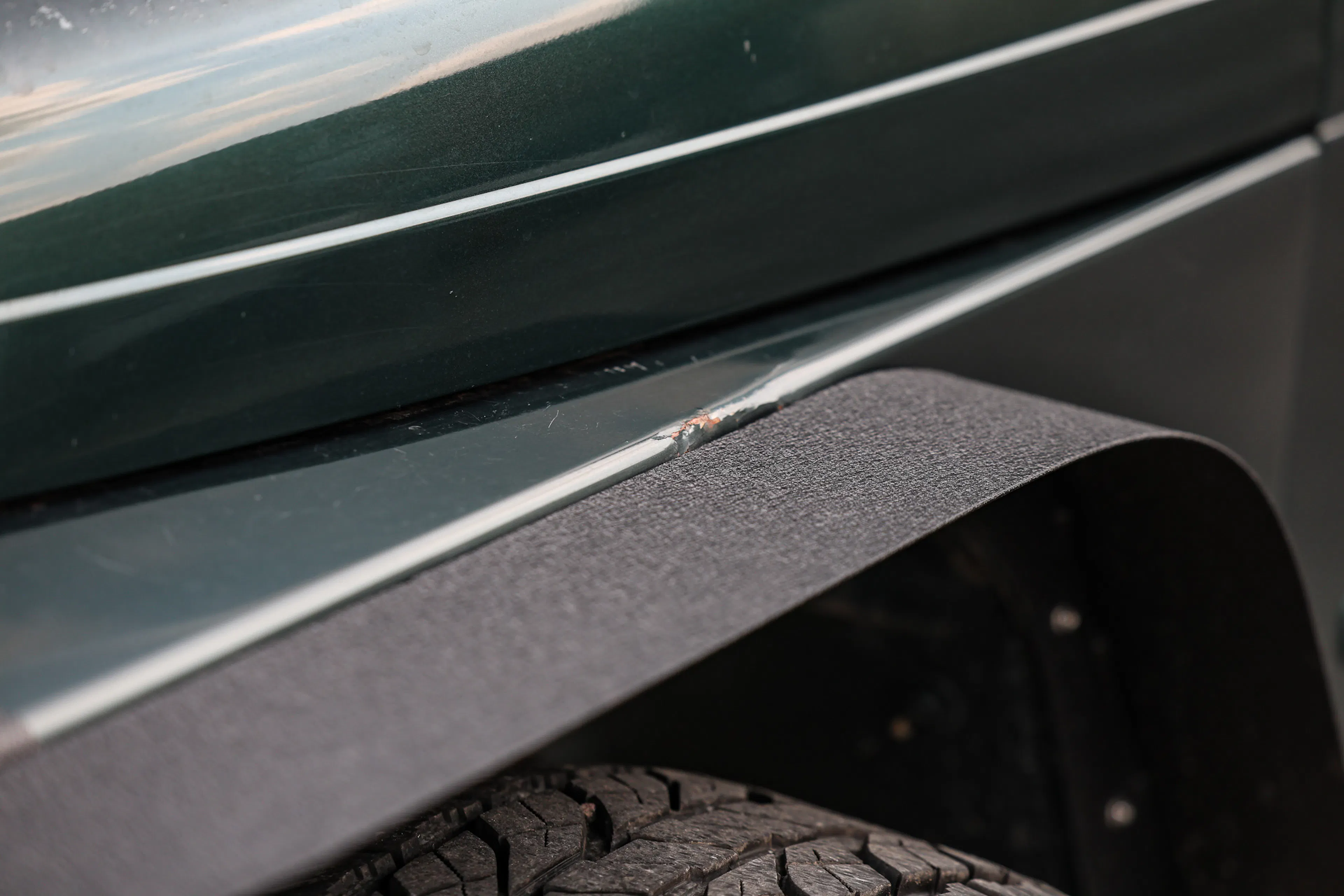 1999 Jeep Wrangler Sport driver fender flare