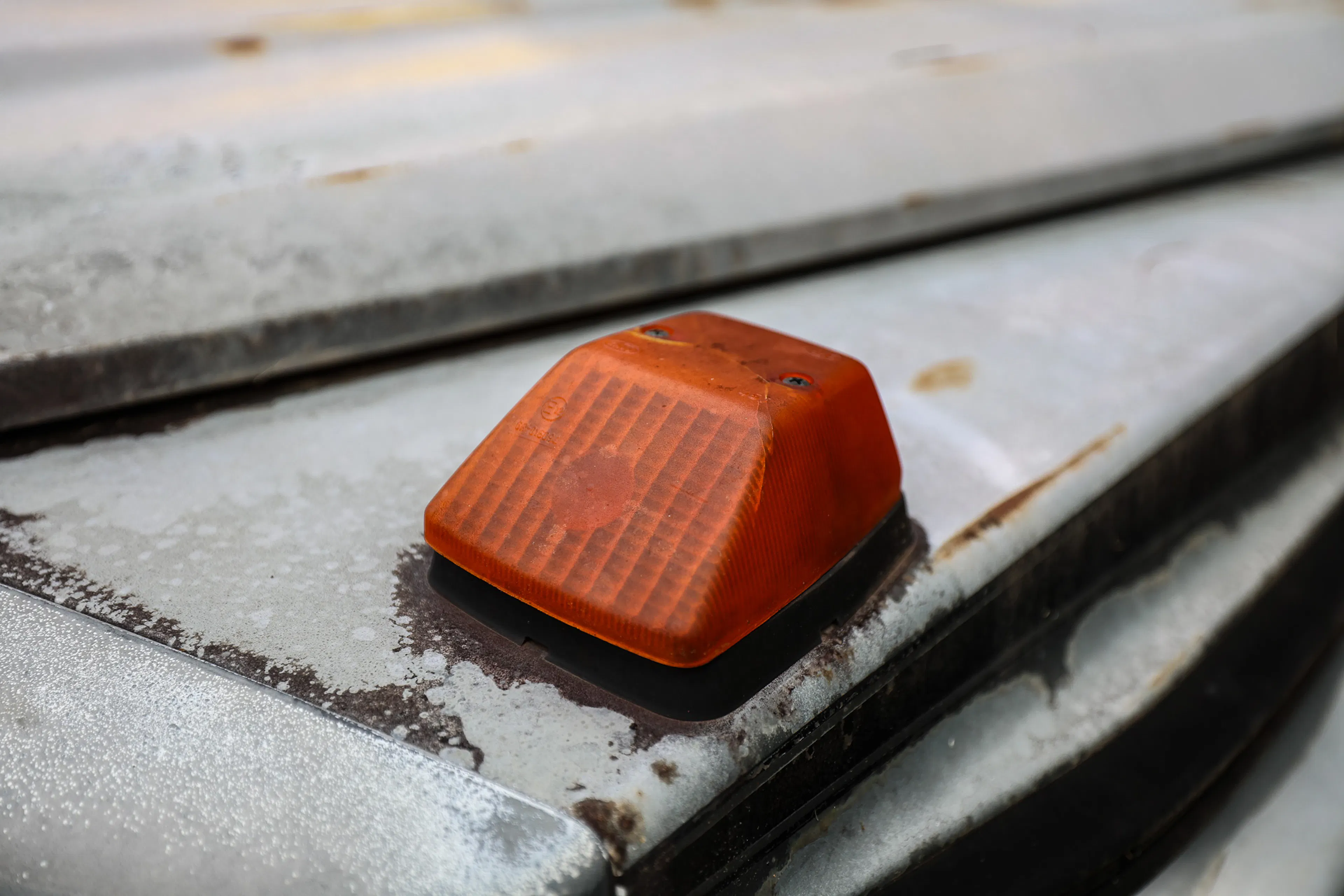1980 Steyr-Puch G300 driver front signal