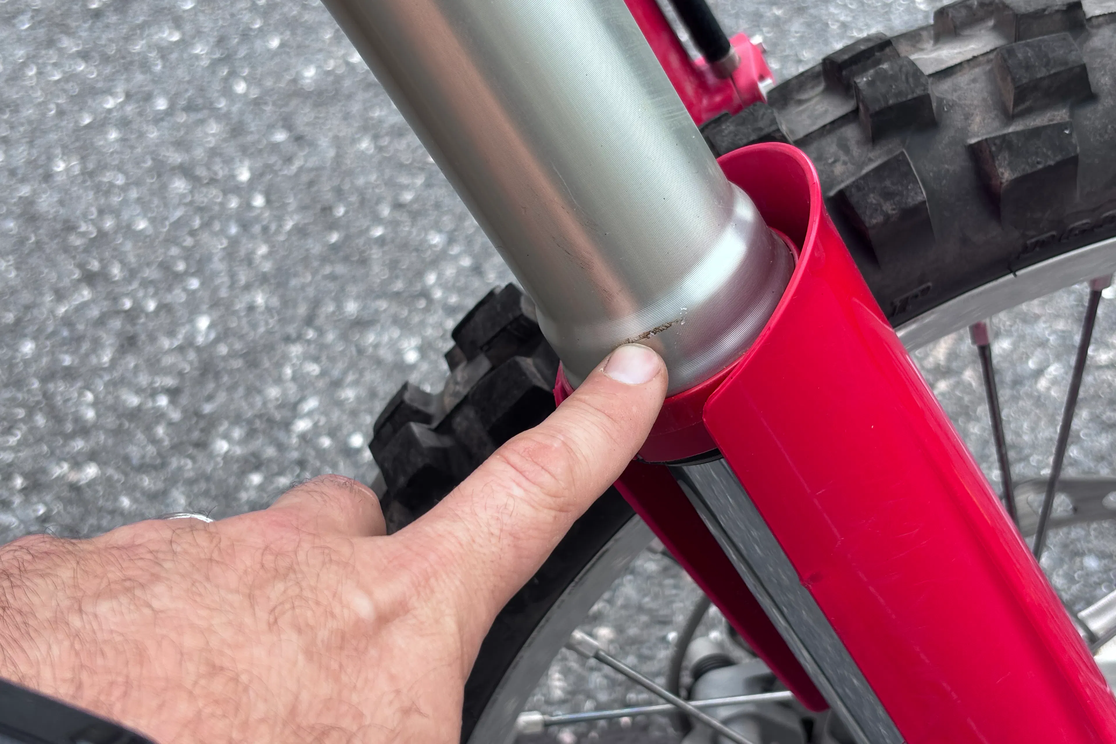 2024 Gas Gas EW500F fork blem