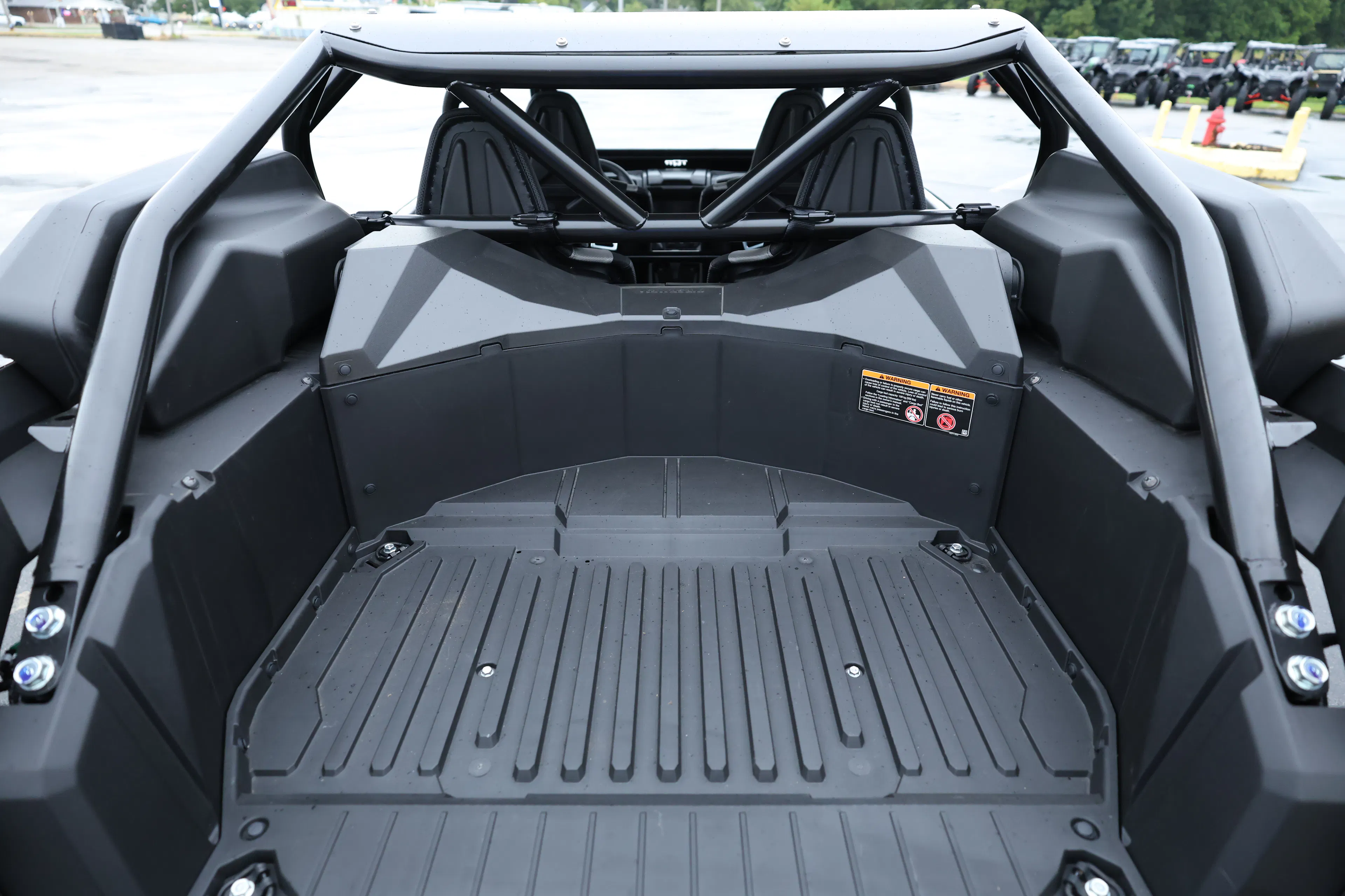 2026 Kawasaki Teryx KRX4 1000 bed close