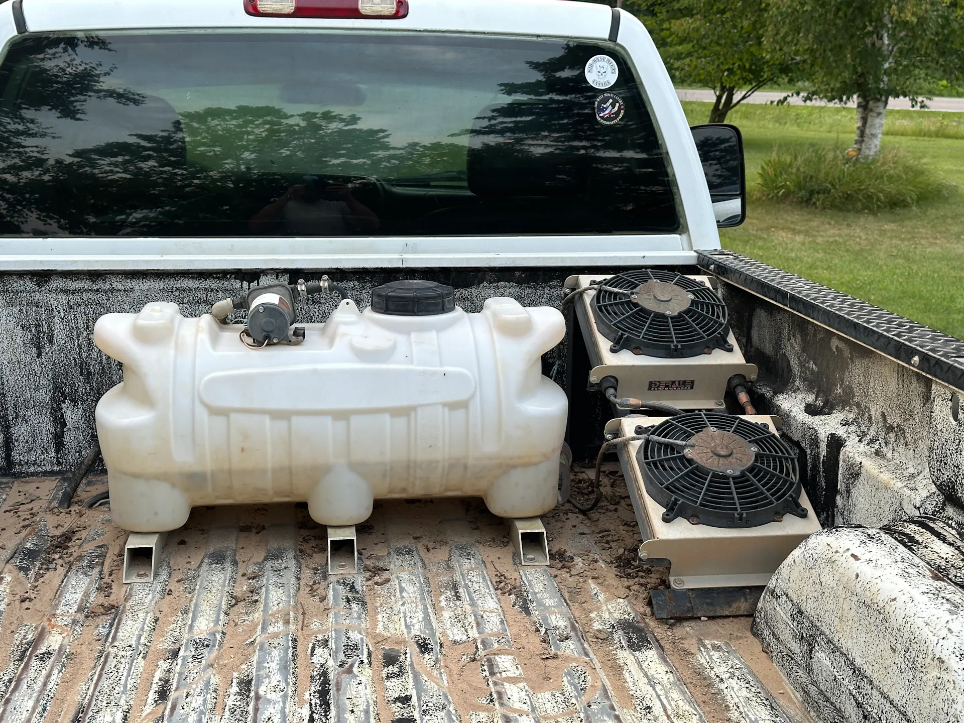 2004 GMC Sierra SXS Blog bed tank/fans