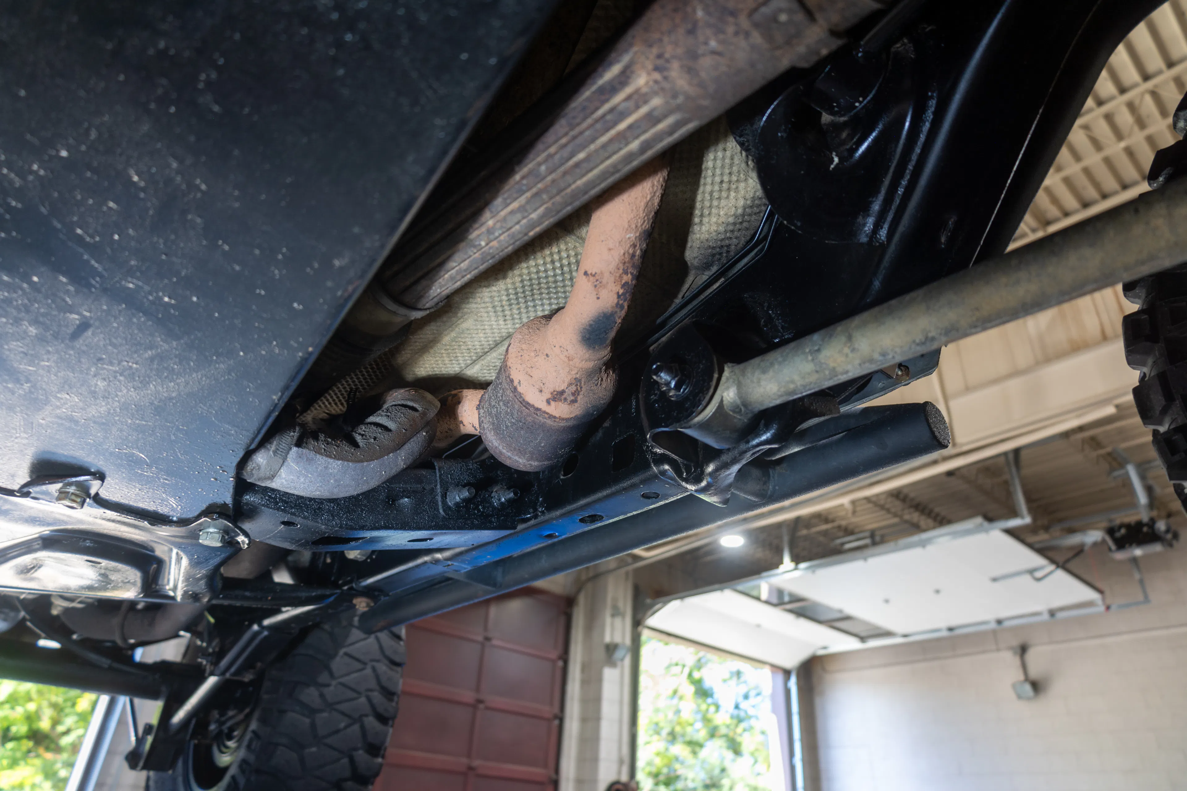 2007 Jeep Wrangler Limited Rubicon undercarriage 4