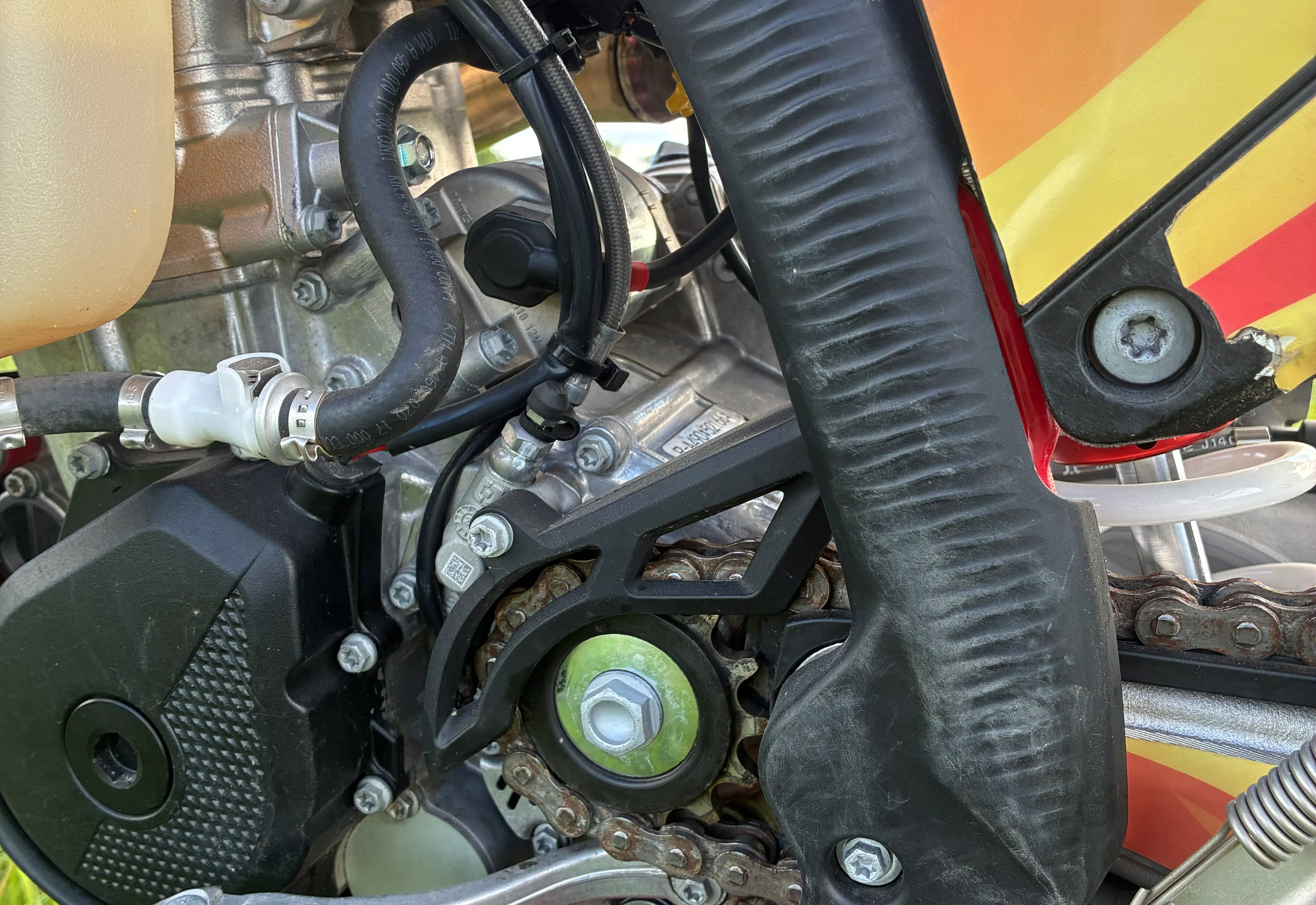 2024 GasGas ES500F left engine