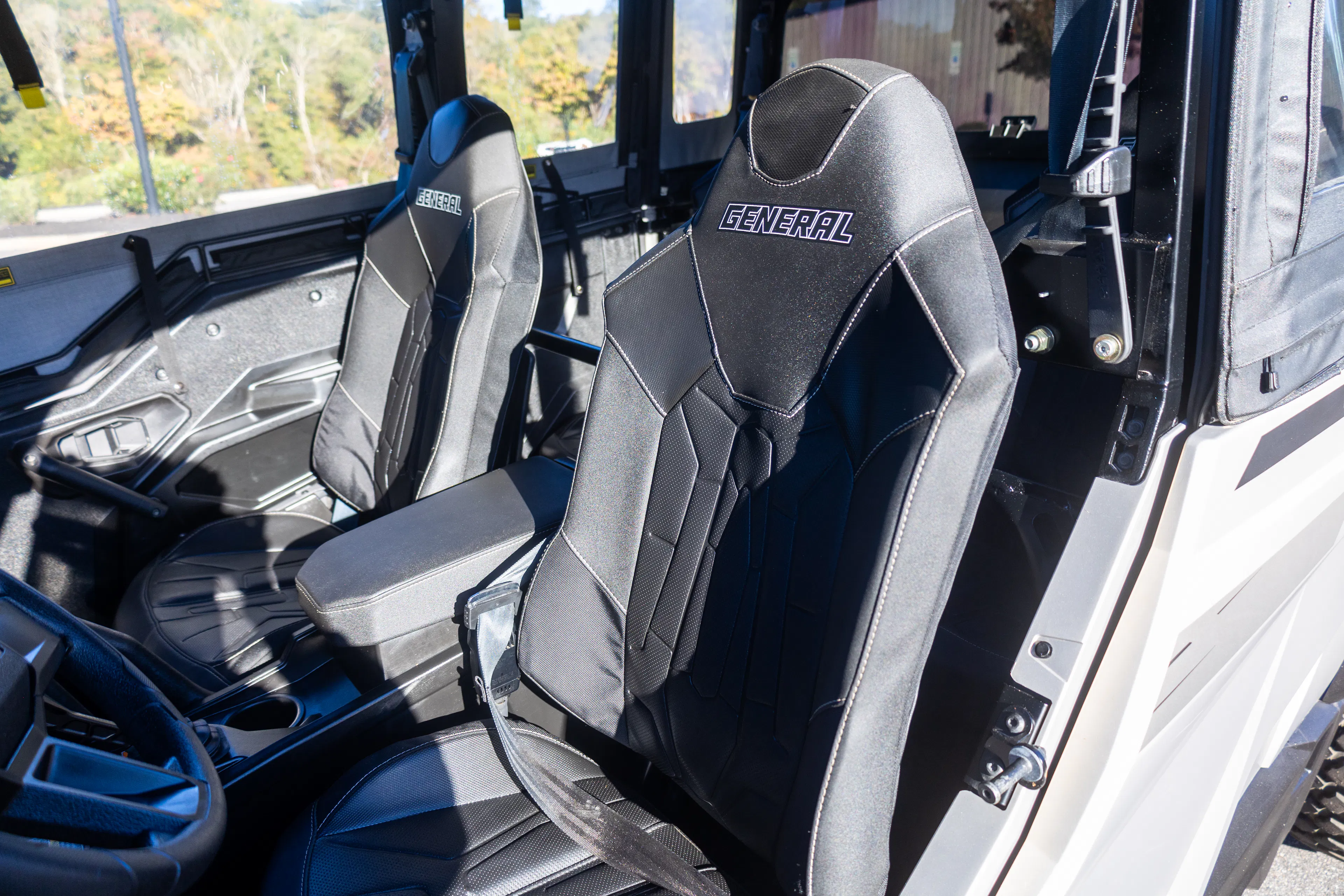 2024 Polaris General XP4 1000 Ultimate driver seat