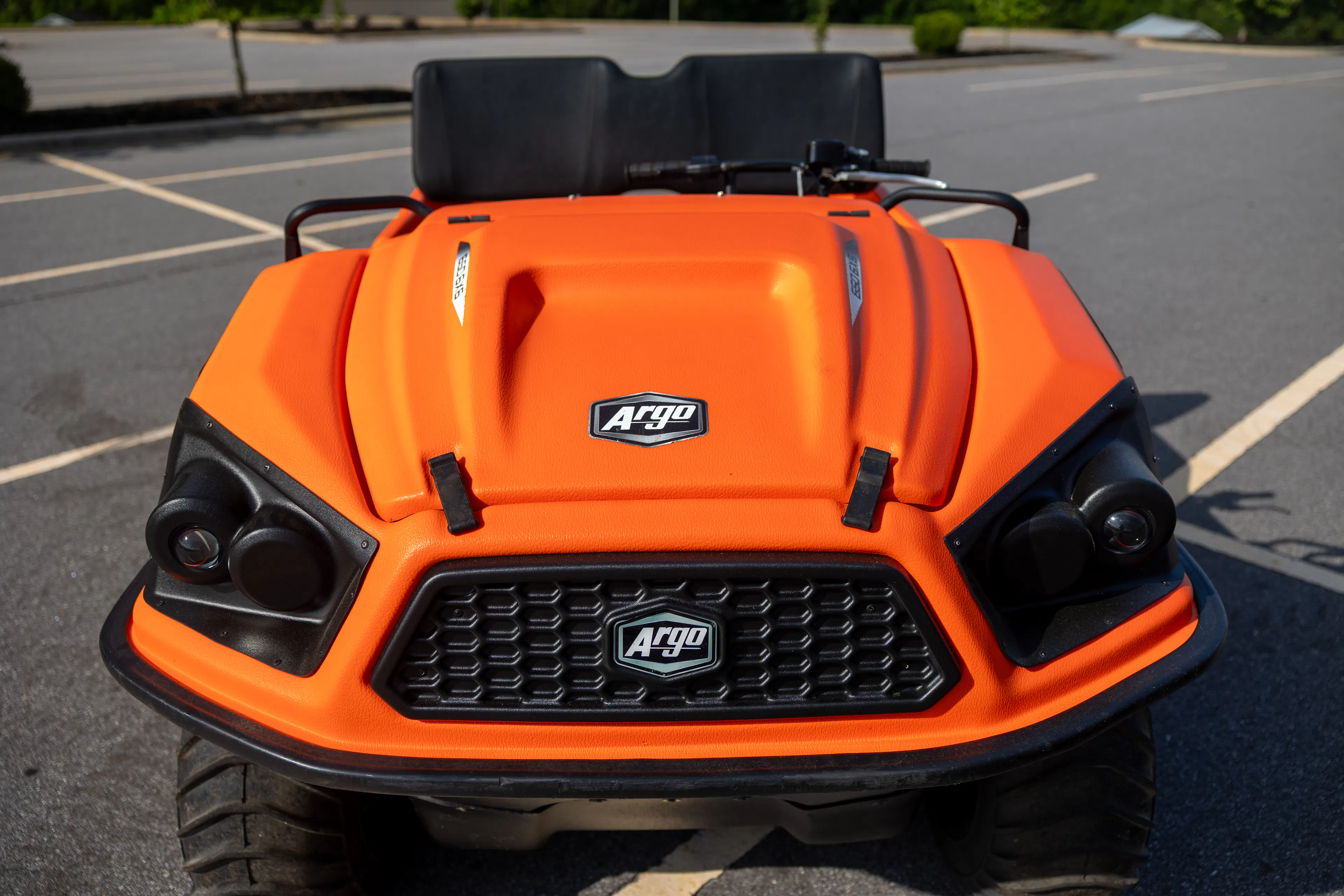2022 Argo 650 Frontier front close