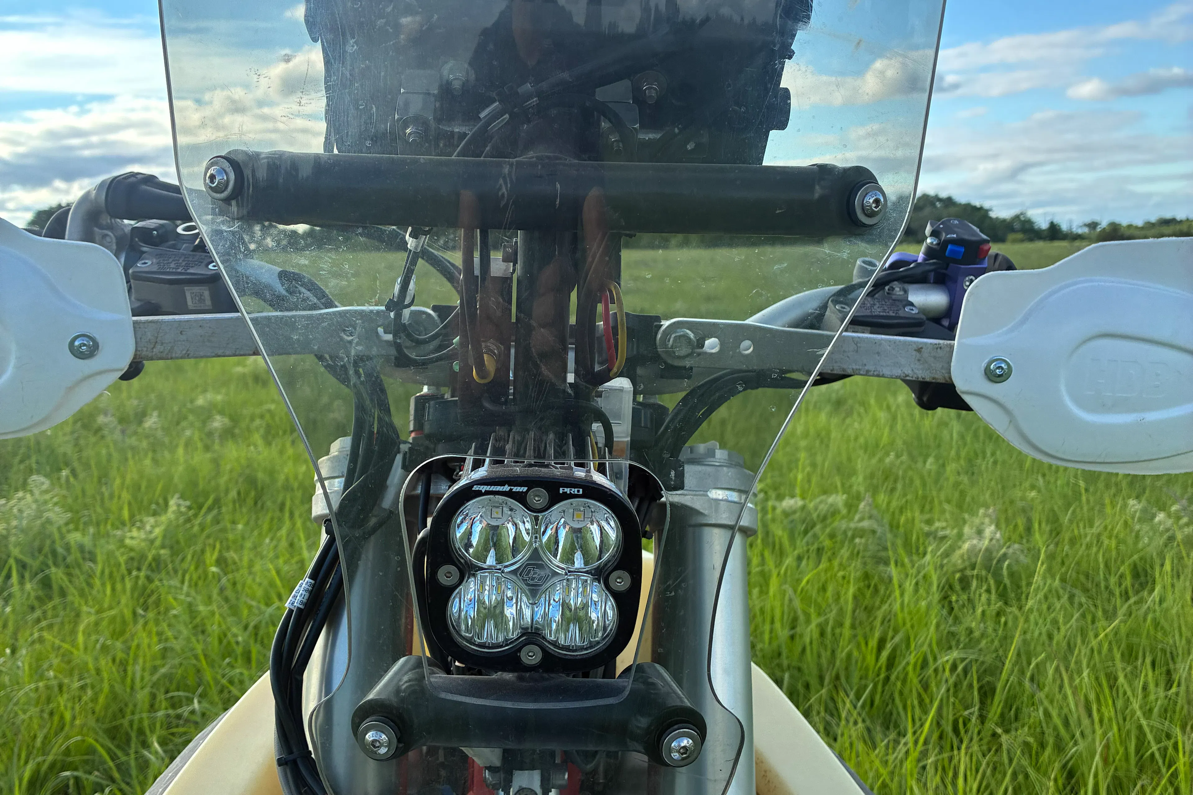 2024 GasGas ES500F headlight