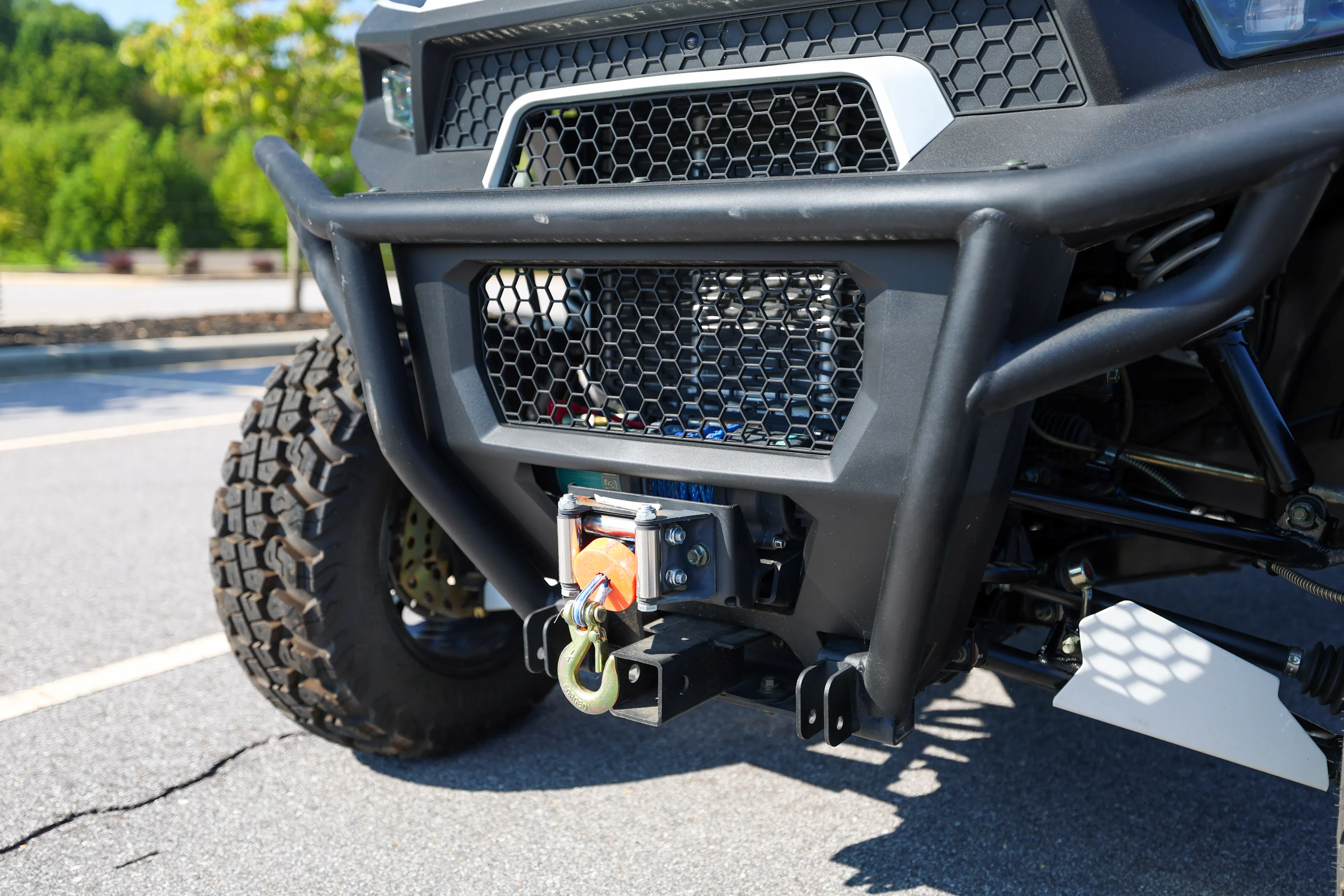 2024 Axis 550 front bumper/winch 