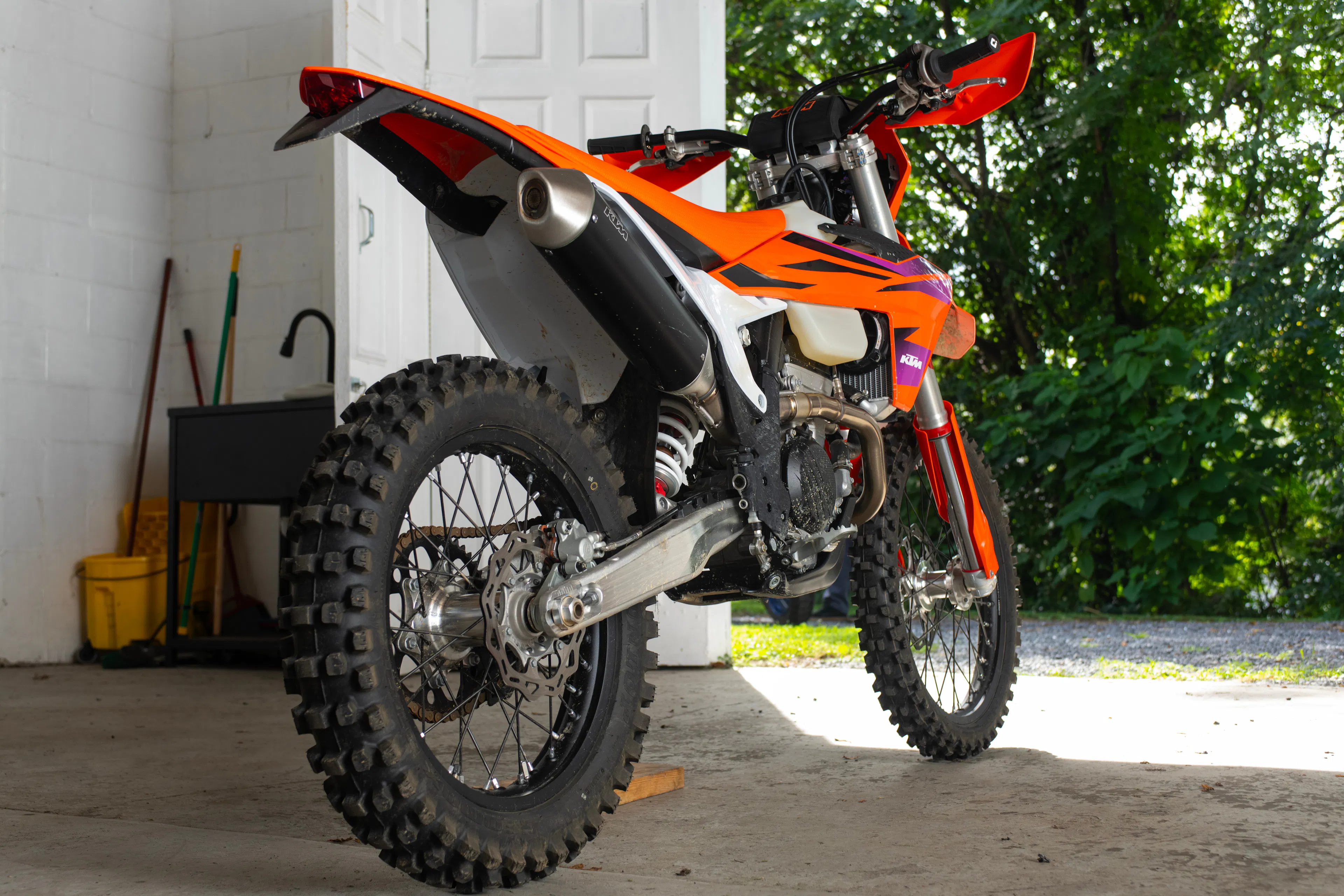 2024 KTM 350 XW-F rear right 3/4