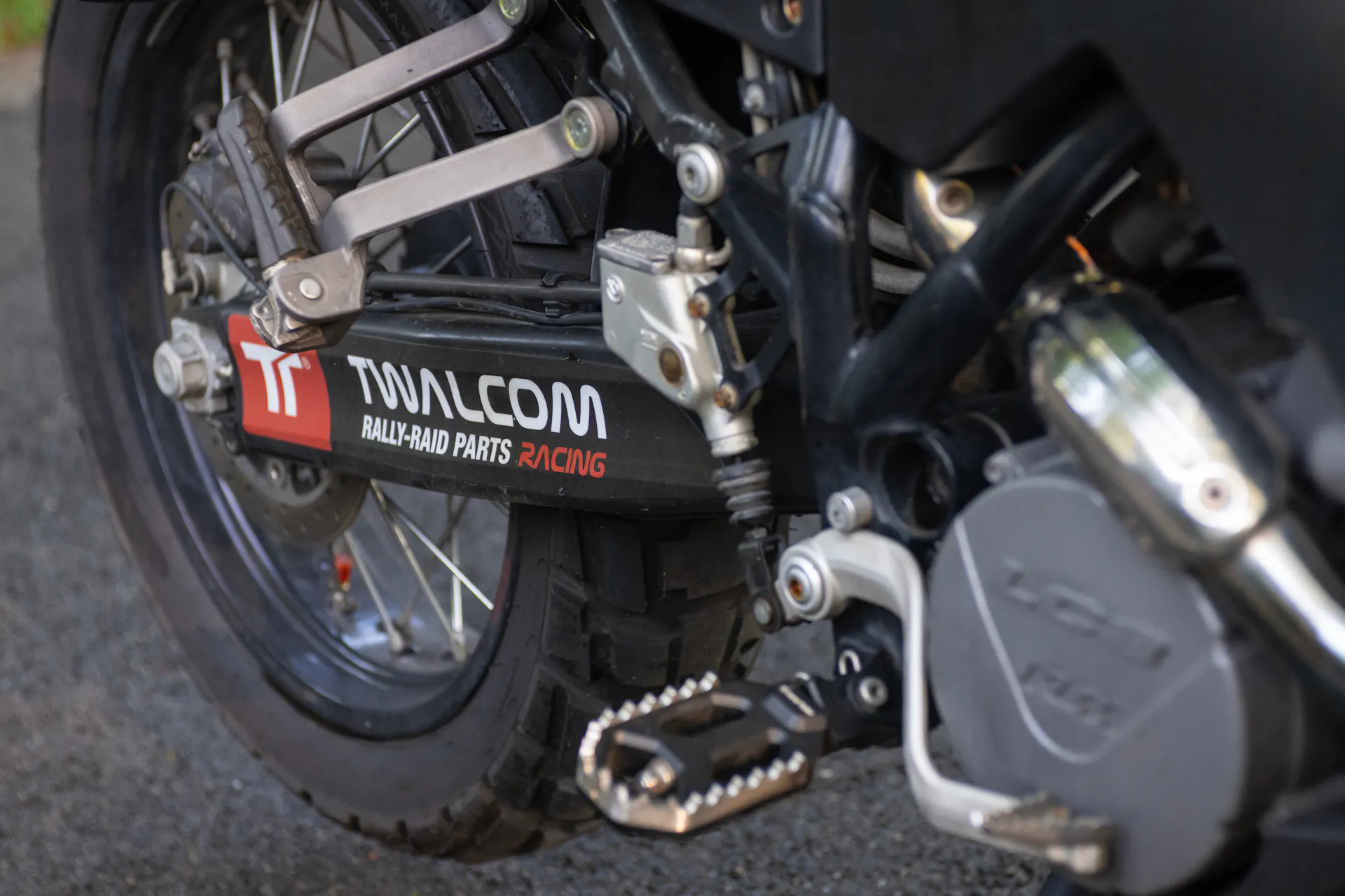 2010 KTM 990 Adventure right footpeg