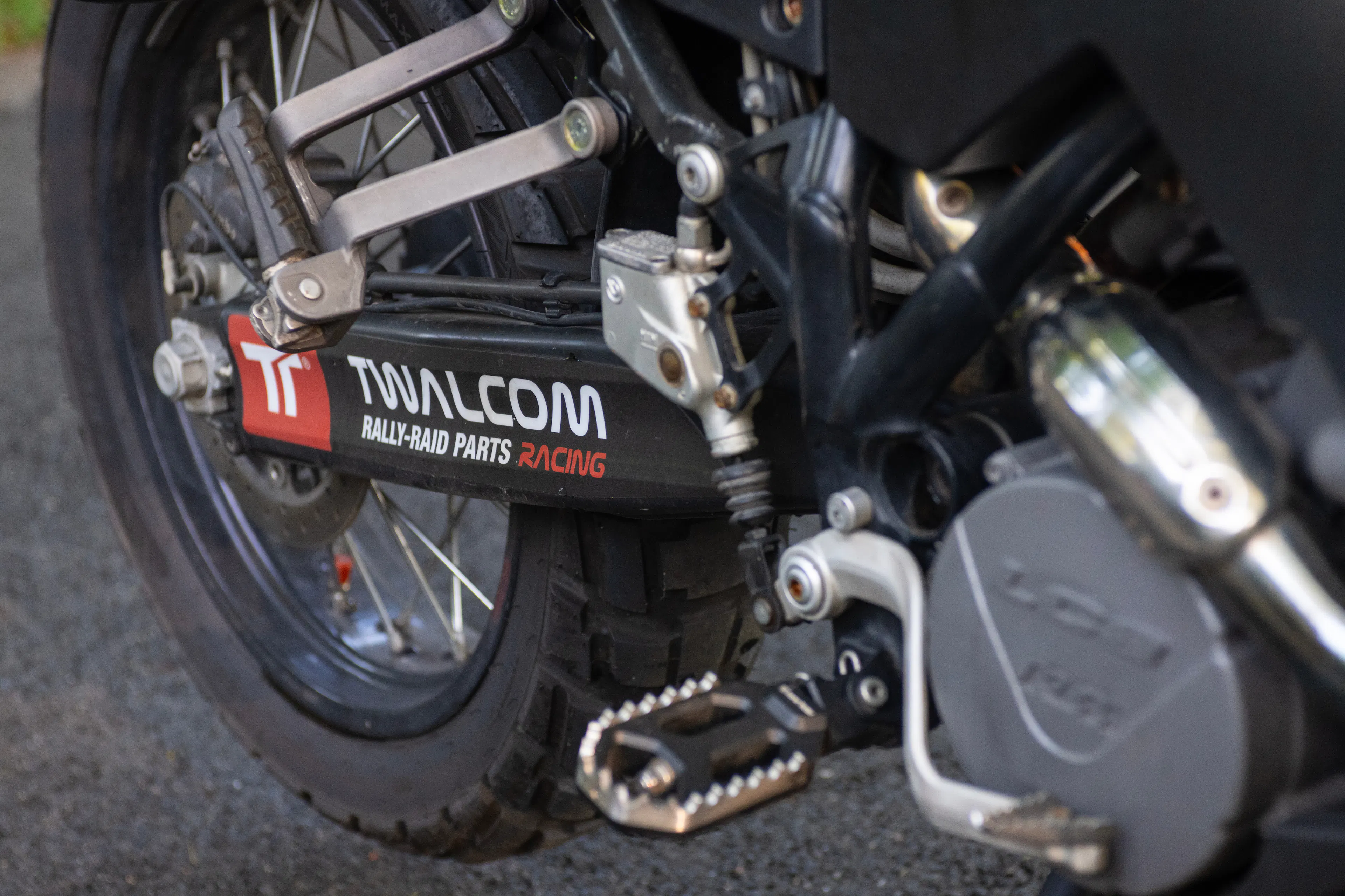2010 KTM 990 Adventure right footpeg