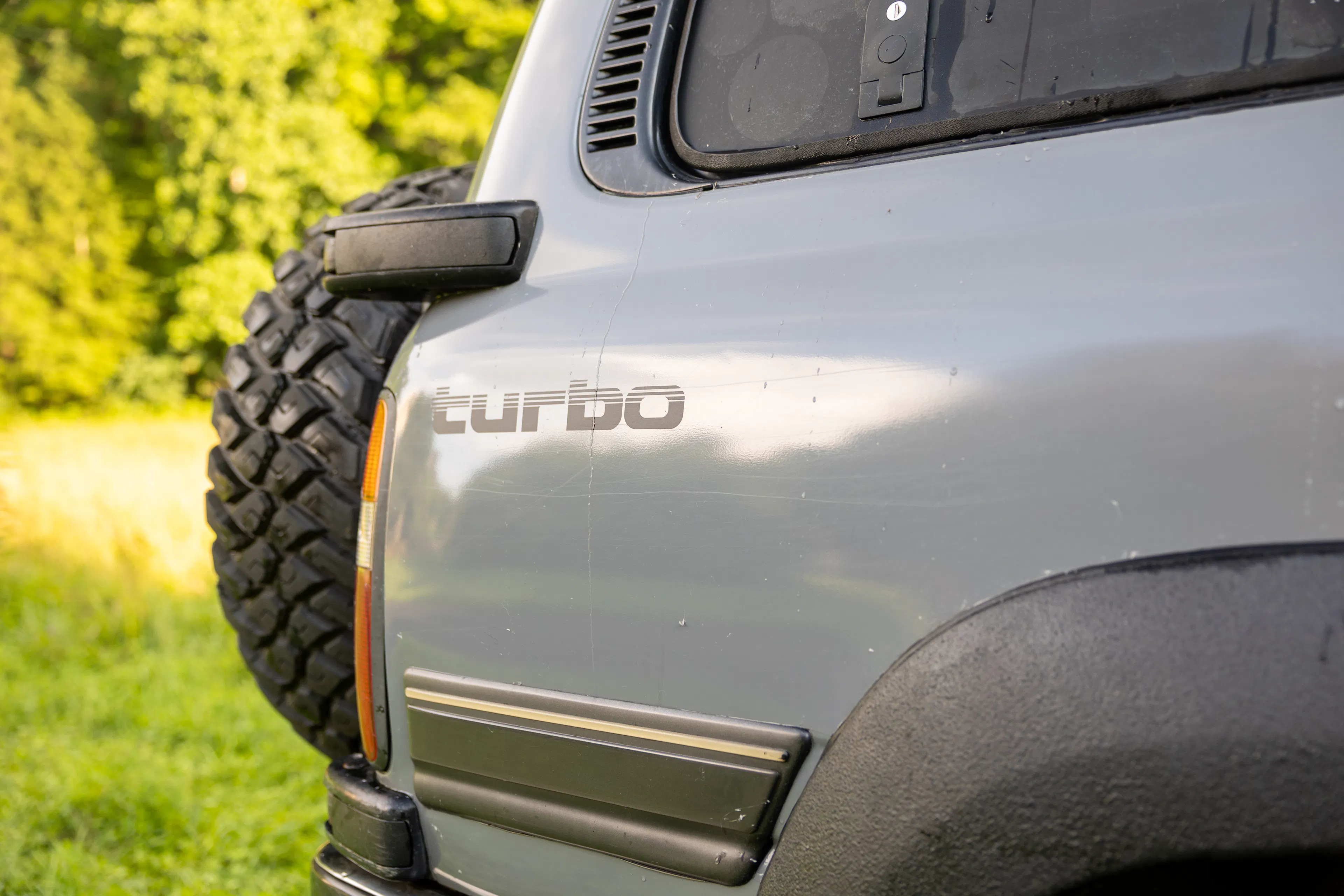 1990 Toyota Land Cruiser VX Limited driver turbo badge