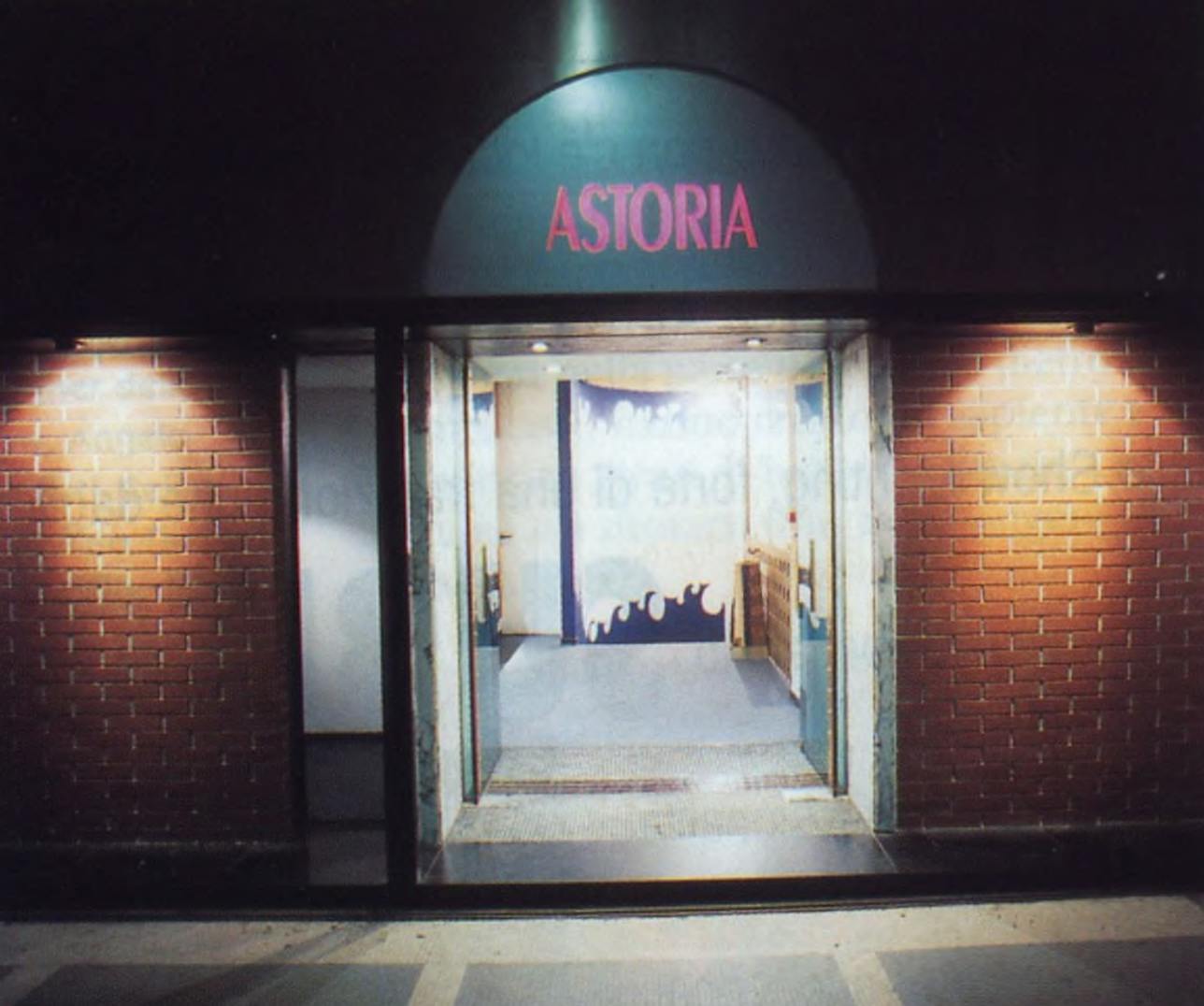Ingresso Astoria Vercelli