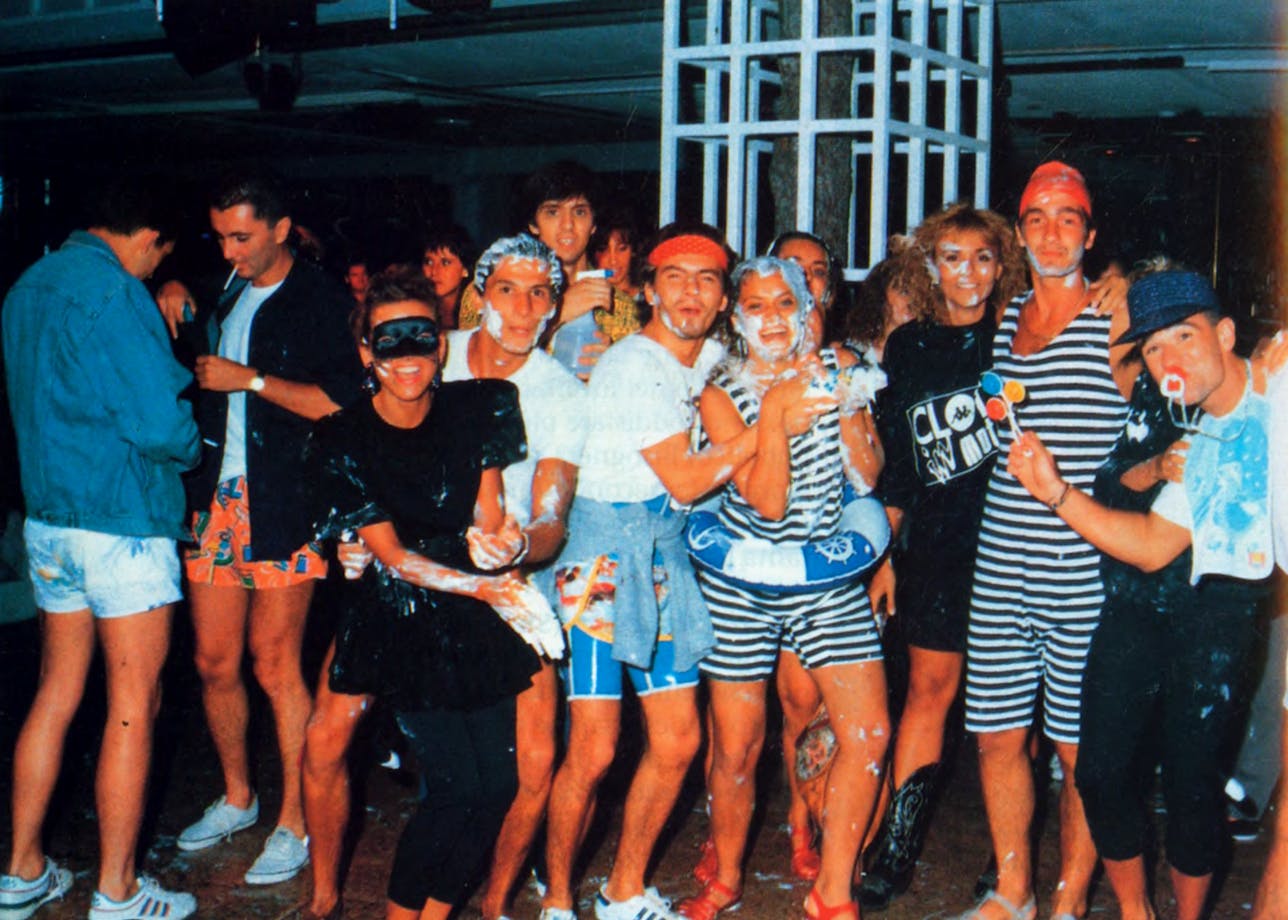 Discoteca schiuma party