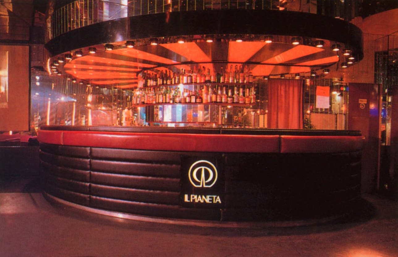 Bar pianeta rosso capannori