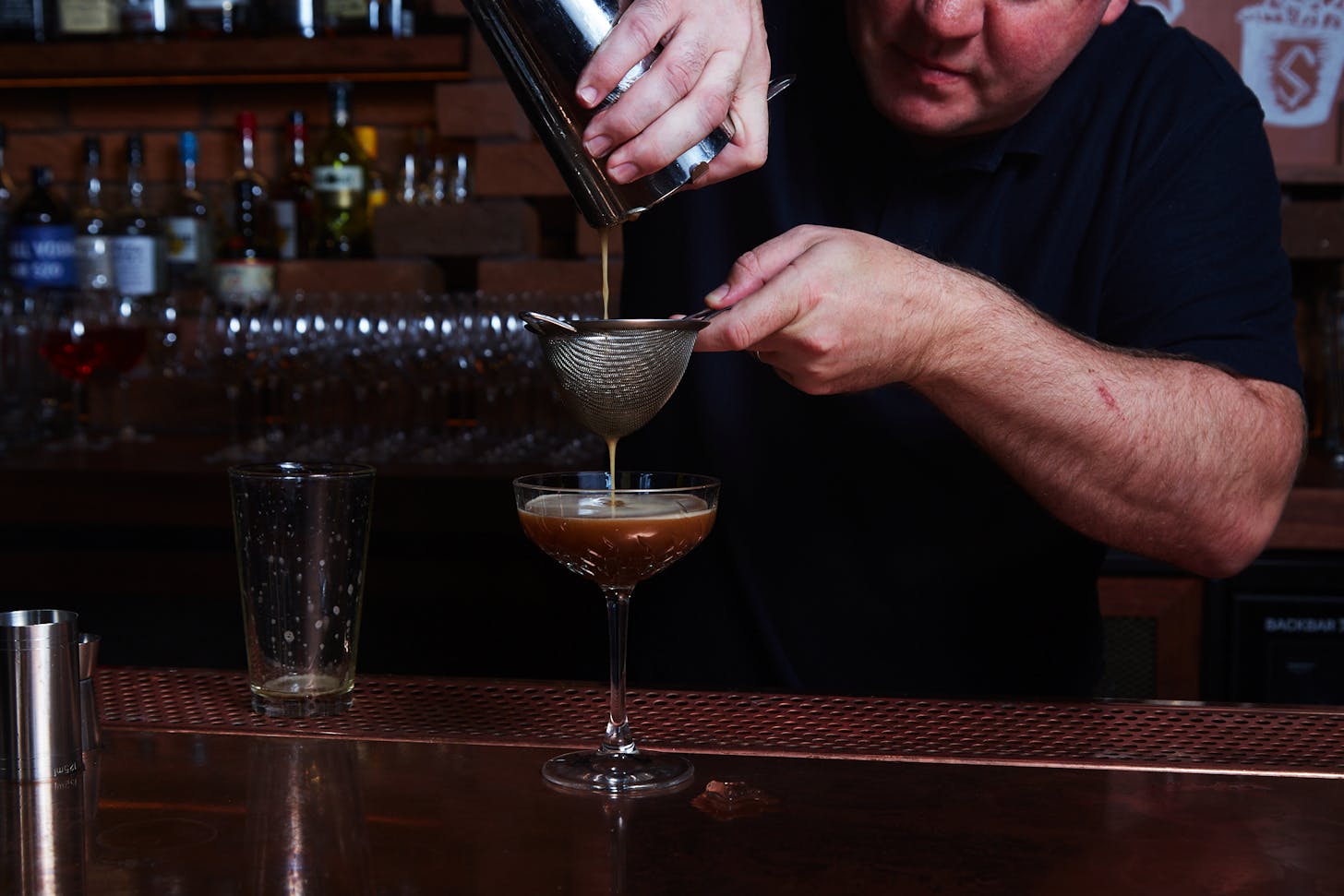 How To Make An Espresso Martini Without An Espresso Machine Dish Cult
