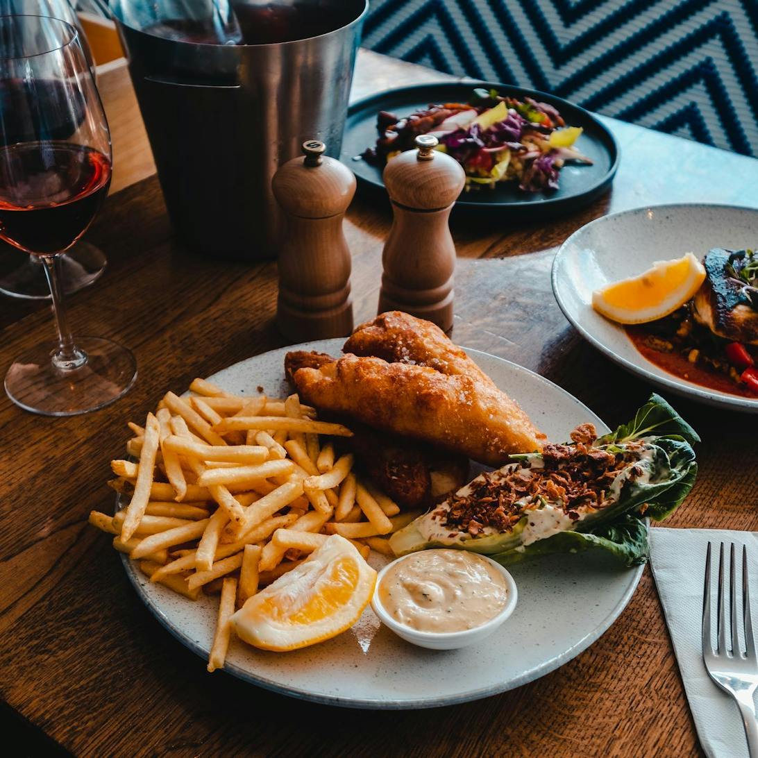 The Top 6 Restaurants With Fish & Chips On The Menu | Dish Cult