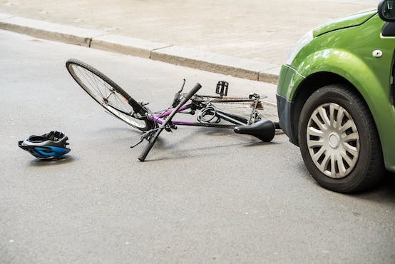Accident entre une voiture et un vélo