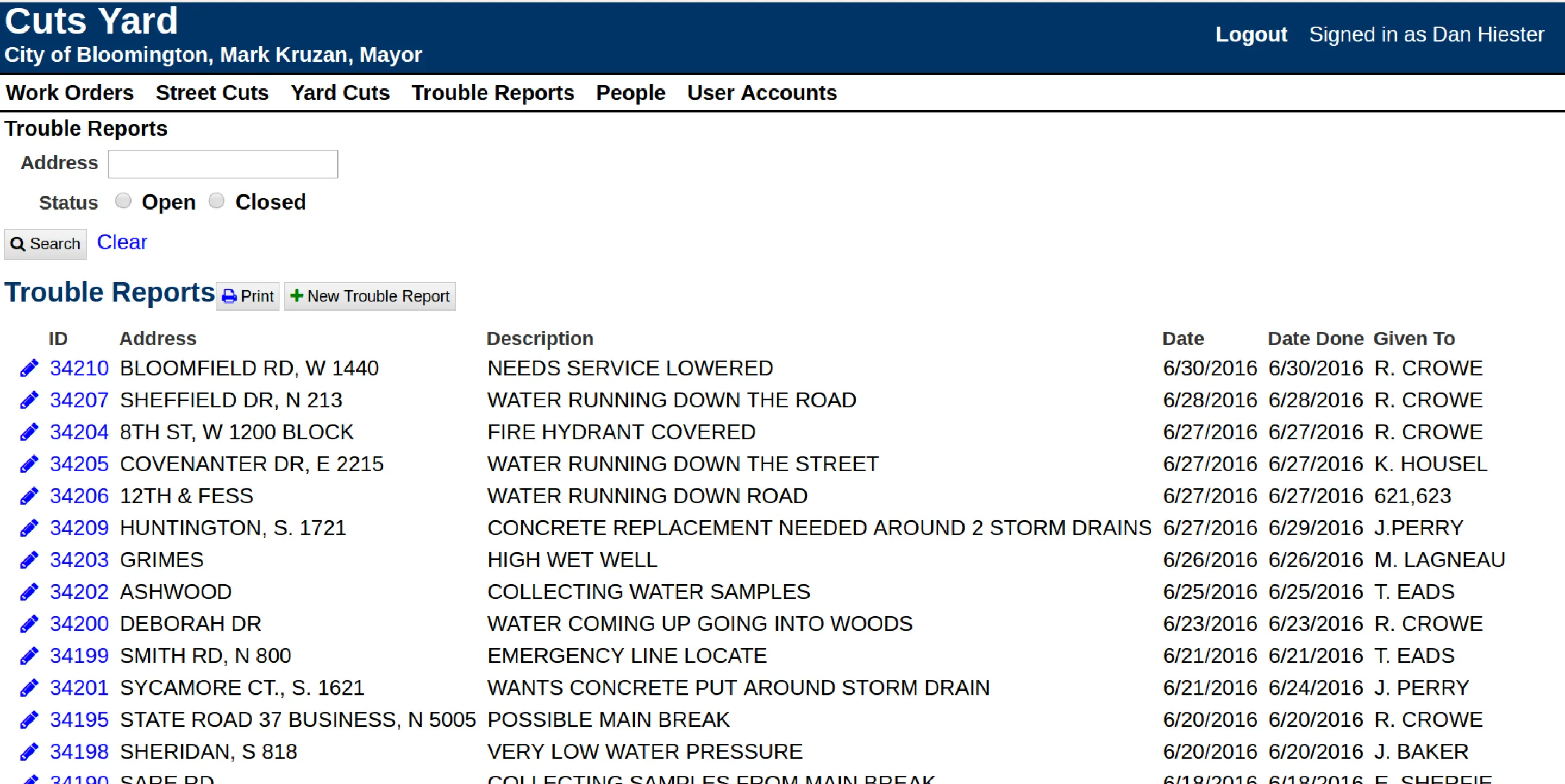 Screen shot of a web application of what an internal tool typically looked like before I joined the team in December 2014.