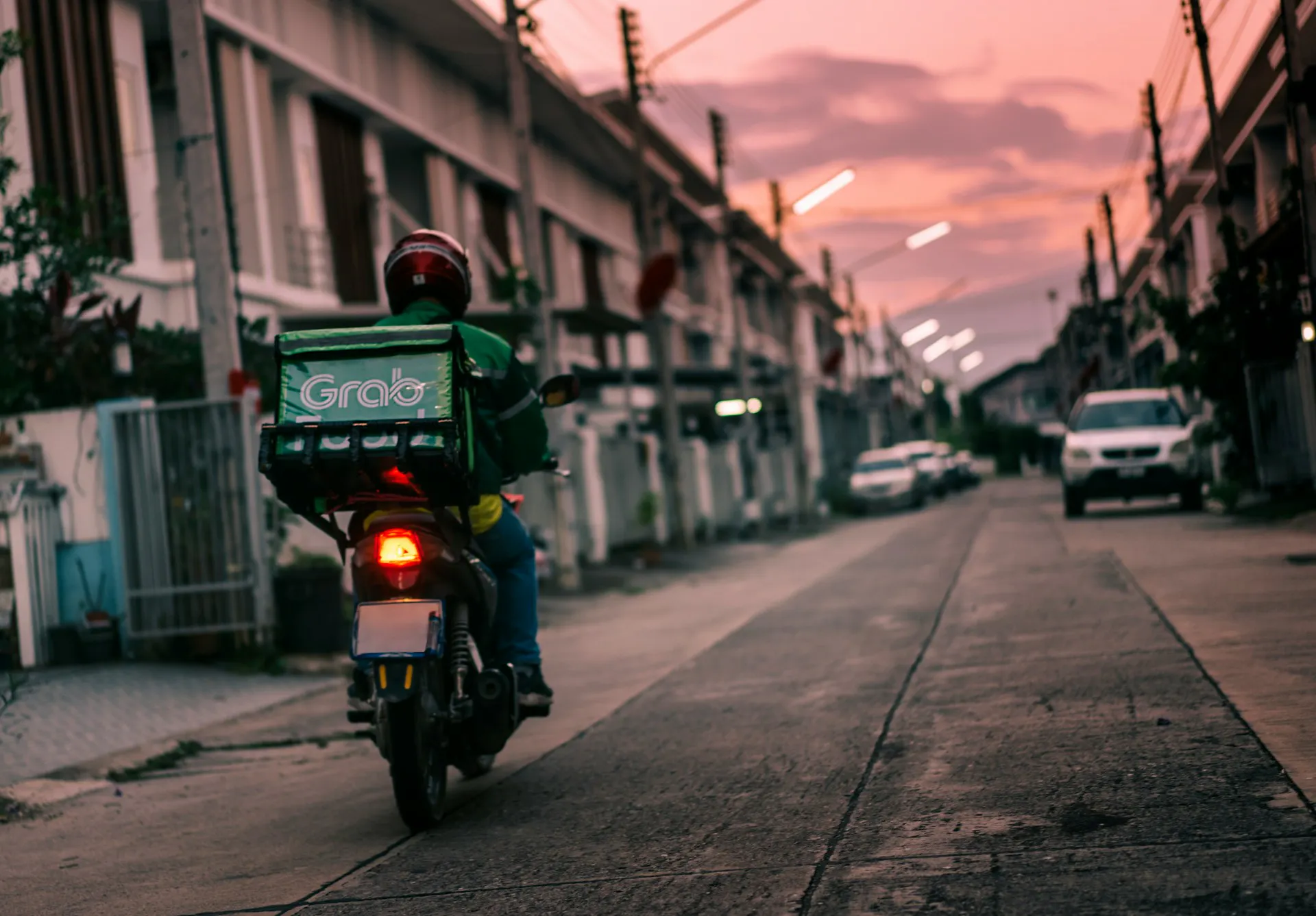 Best Credit Cards for Food Delivery in Singapore 2026