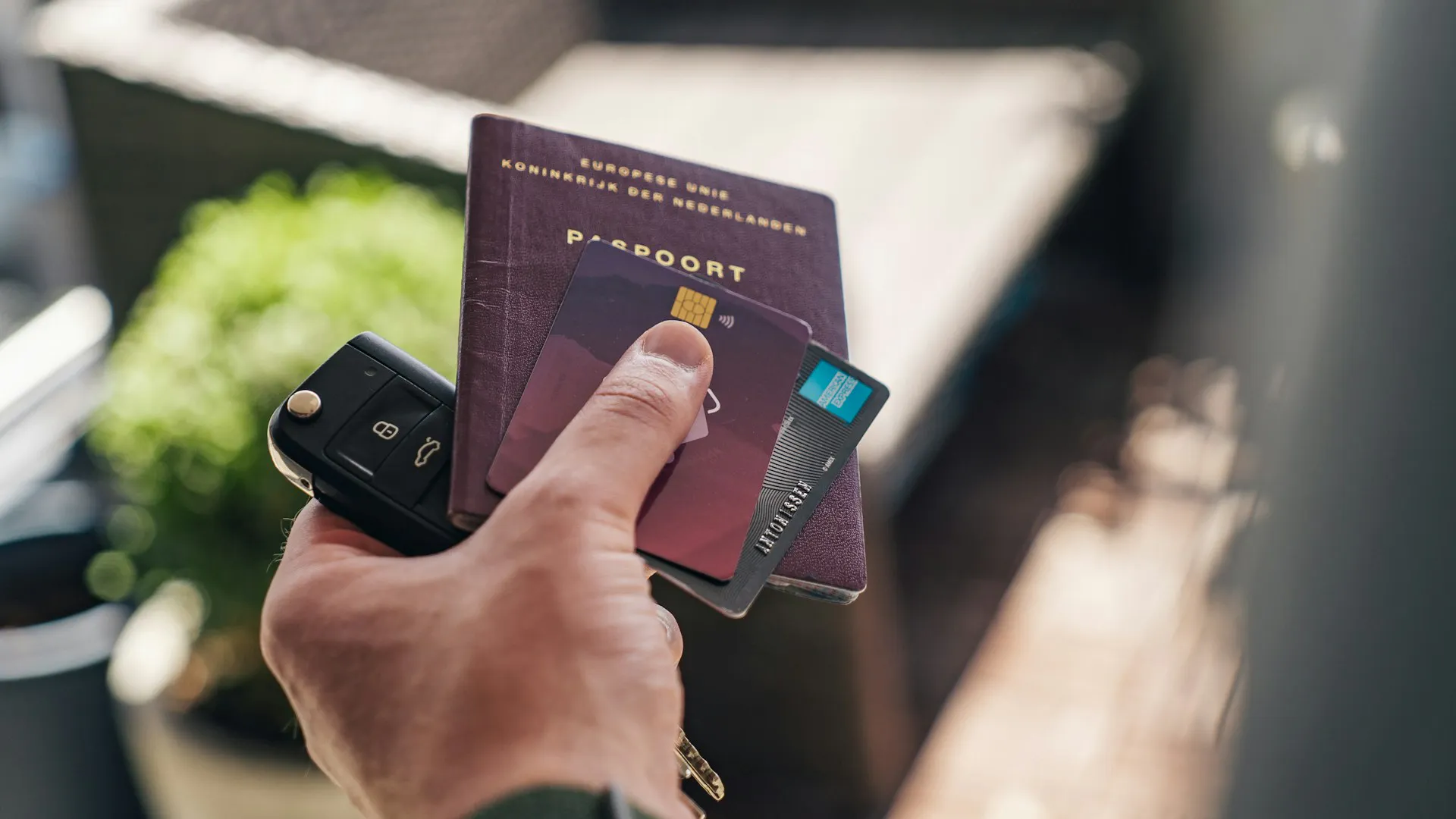 Best Travel Money Card Singapore 2026: 8 Cards Compared