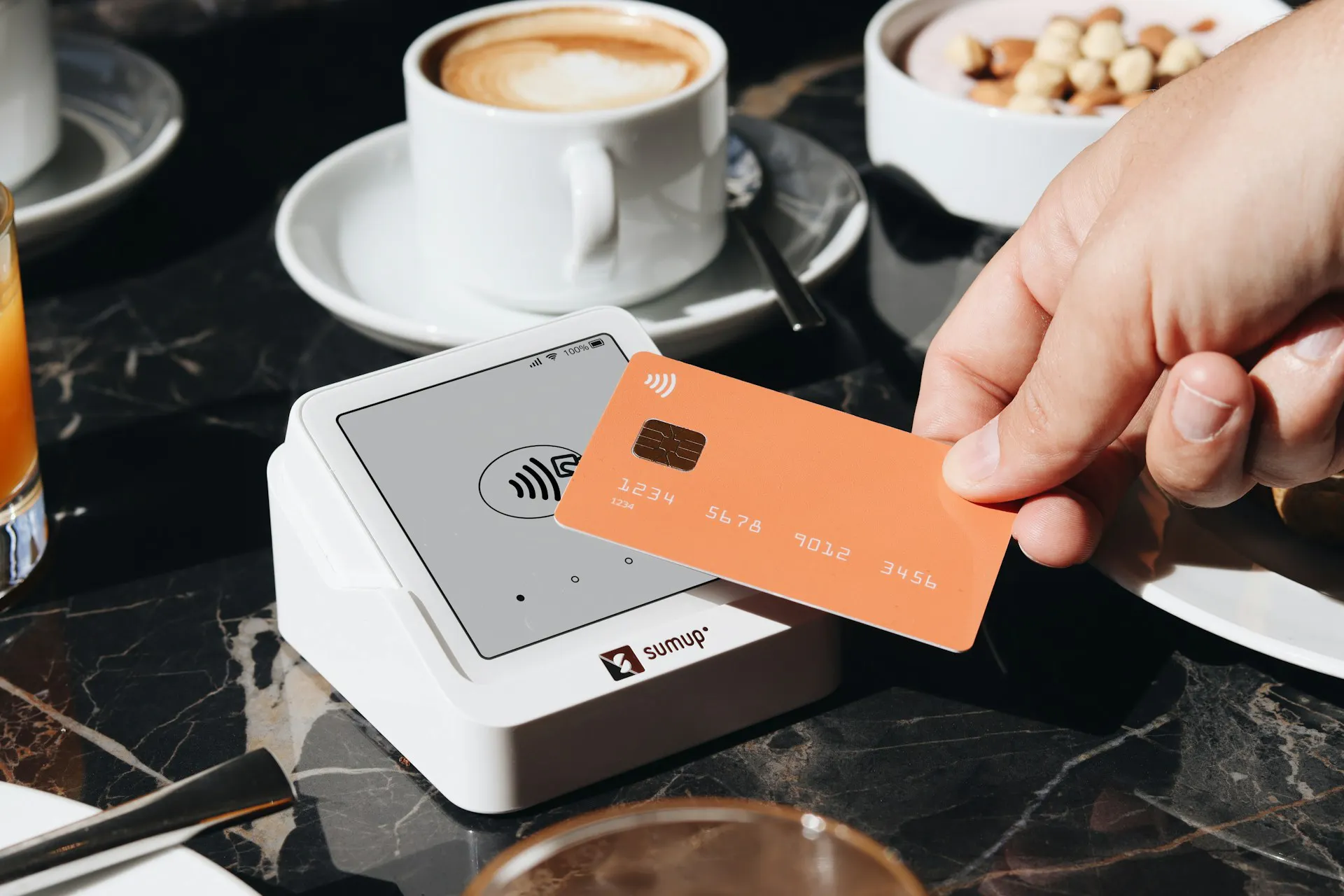 Best Cashback Credit Cards in Singapore 2026 — Verified Rates, Caps and Stacking Guide