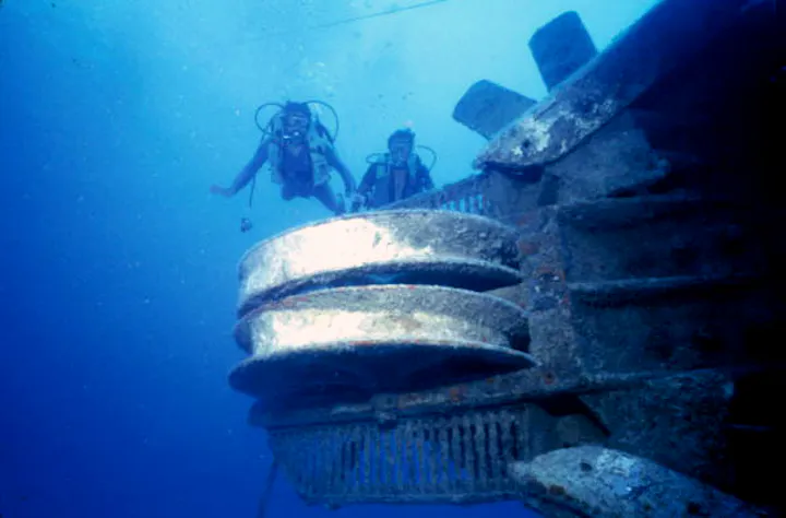 The Cayman Salvager