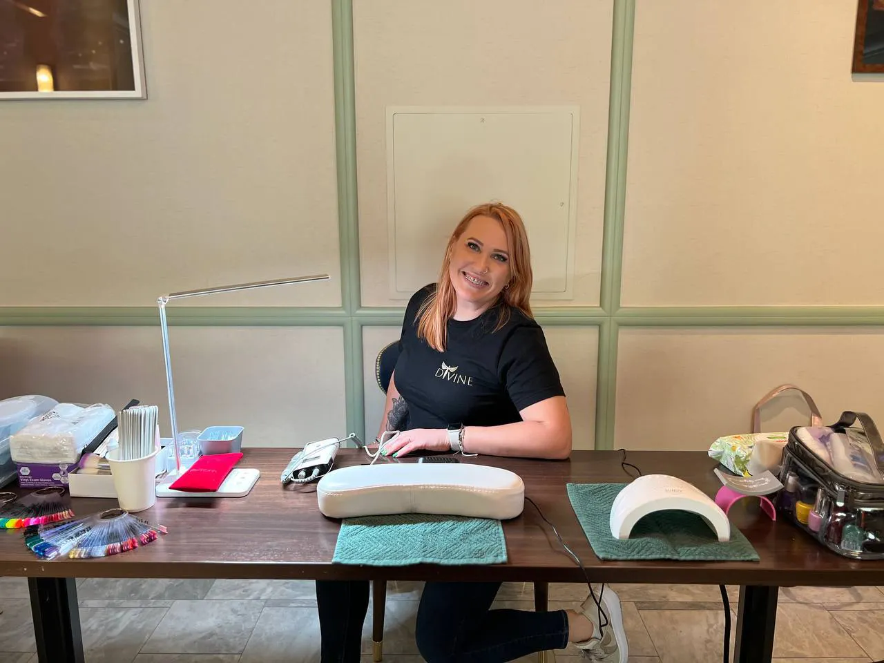 Las Vegas Airport Nail Salon Options Answered in One Paragraph Before the Details