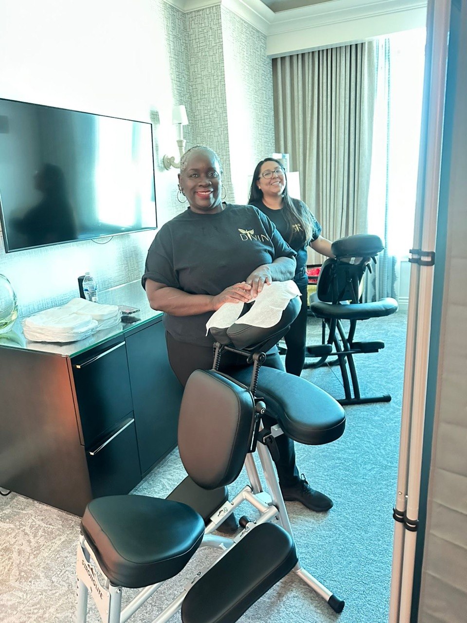 Desert Shores Las Vegas Gets a Proper Chair Massage Service and It Comes to You