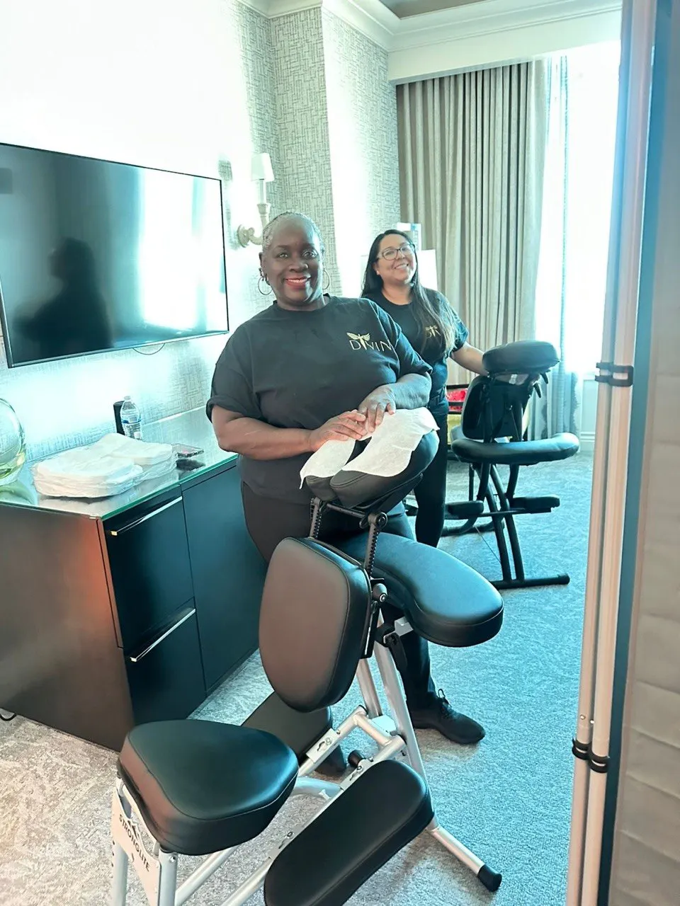 Desert Shores Las Vegas Gets a Proper Chair Massage Service and It Comes to You