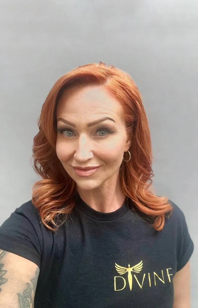 Elisheba  Cosmetologist