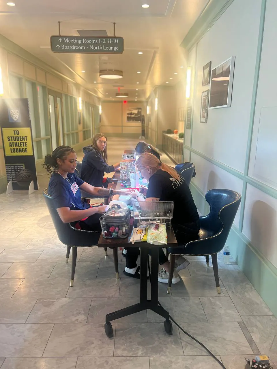 Paradise Nail Bar Las Vegas Turned My Tuesday Into a Detective Story