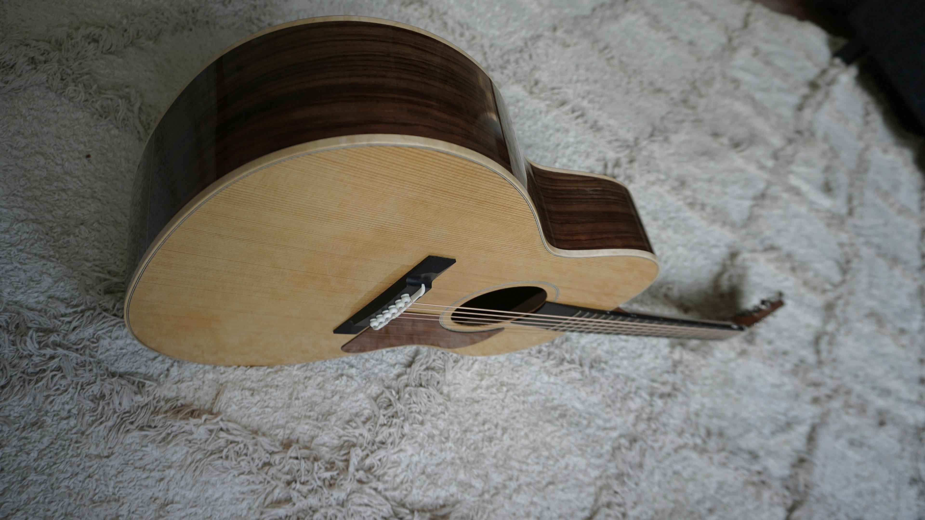 DL Custom Guitars Vaasa Gibson L-00 Birdseye perspective