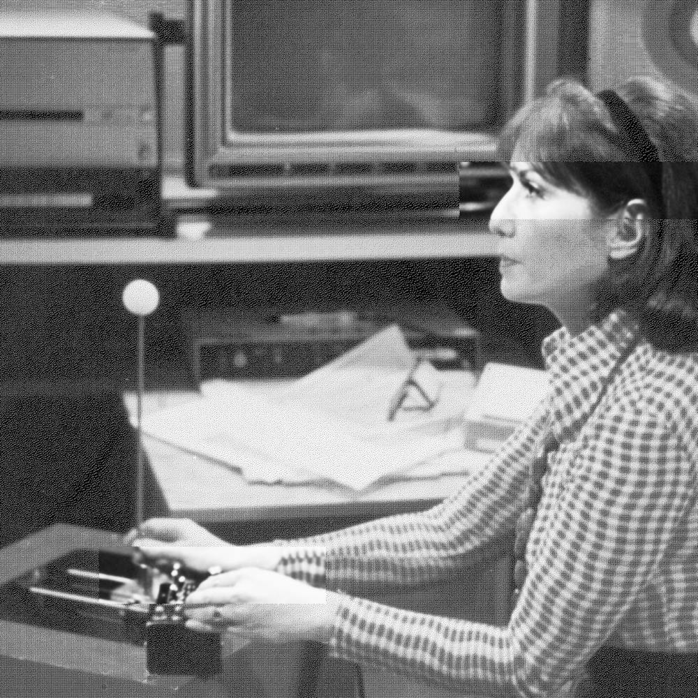 photo of Lillian Schwartz at Bell Labs