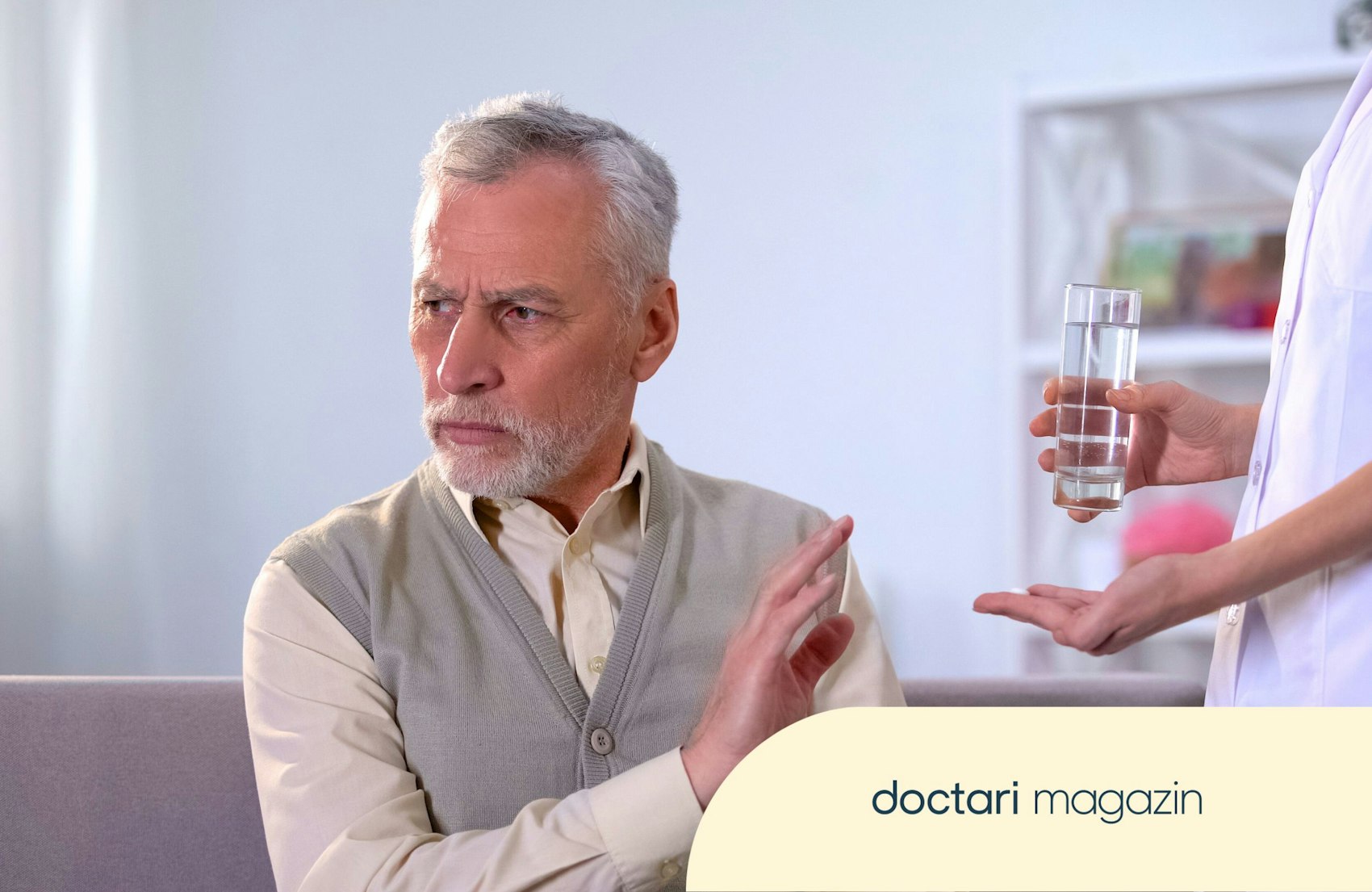 Non-Compliance: Ein älterer Mann verweigert die Medikation