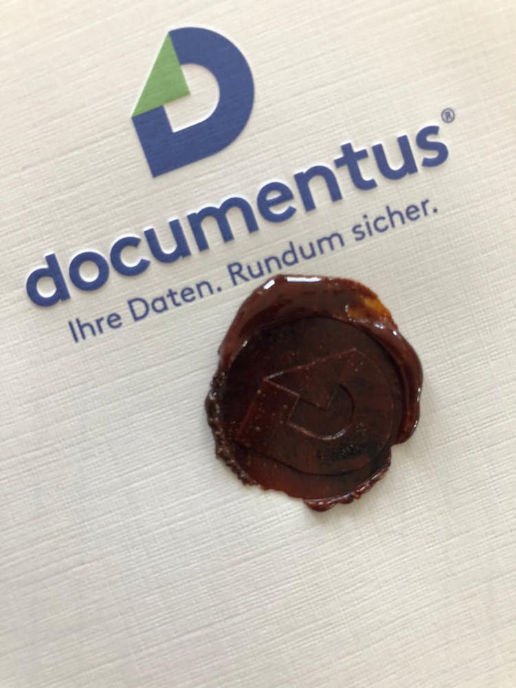 documentus Logo mit Wachssiegel
