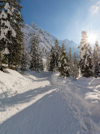 Sentiero rifugio Tre Scarperi passggiata invernale - Dolomiti di Sesto
